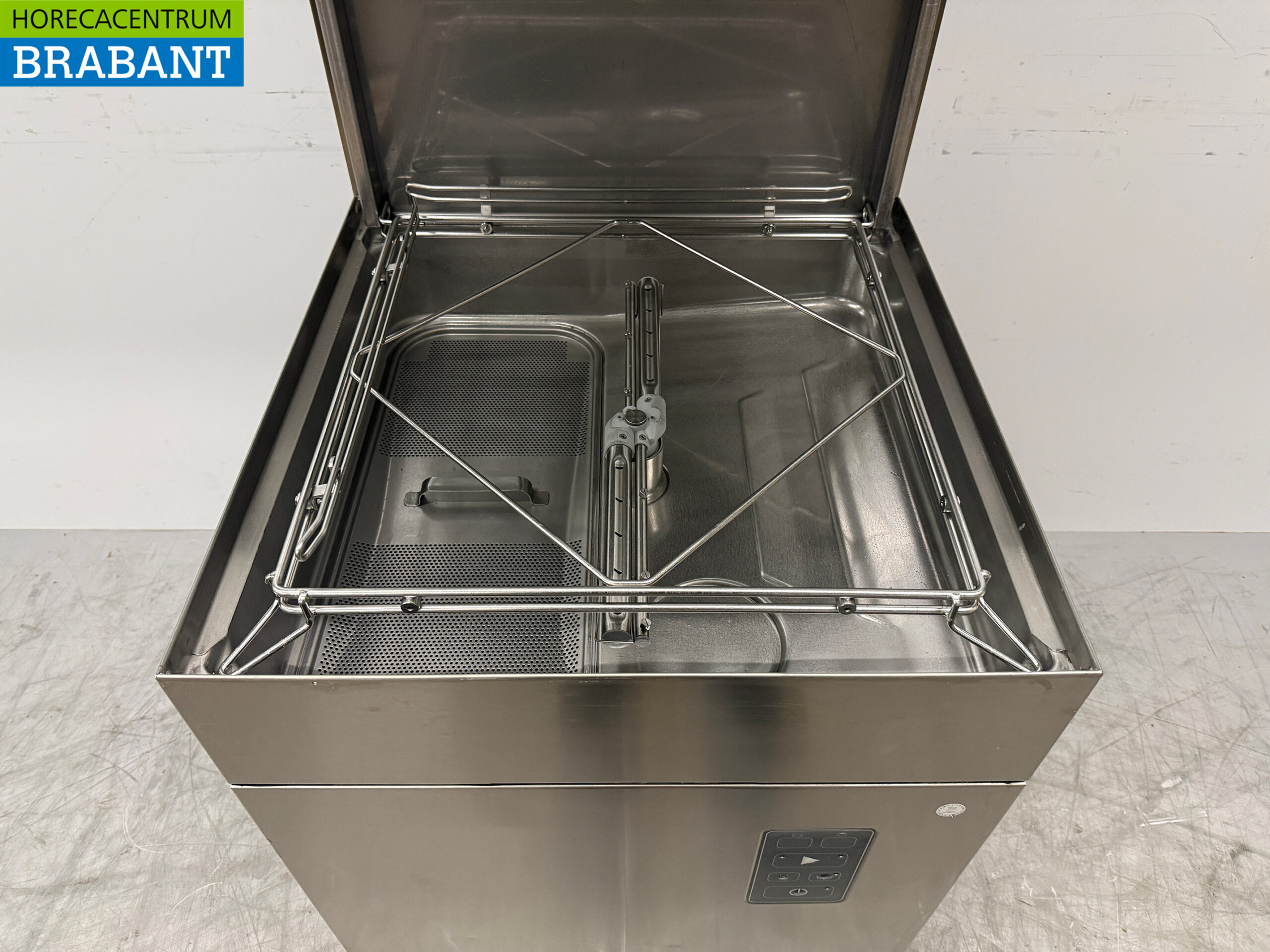 Stainless steel Kastel Slide-through dishwasher 400V Catering - Image 4