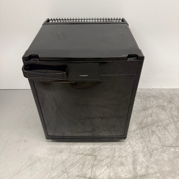 Dometic Minibar Refrigeration 45 liters 230V Catering