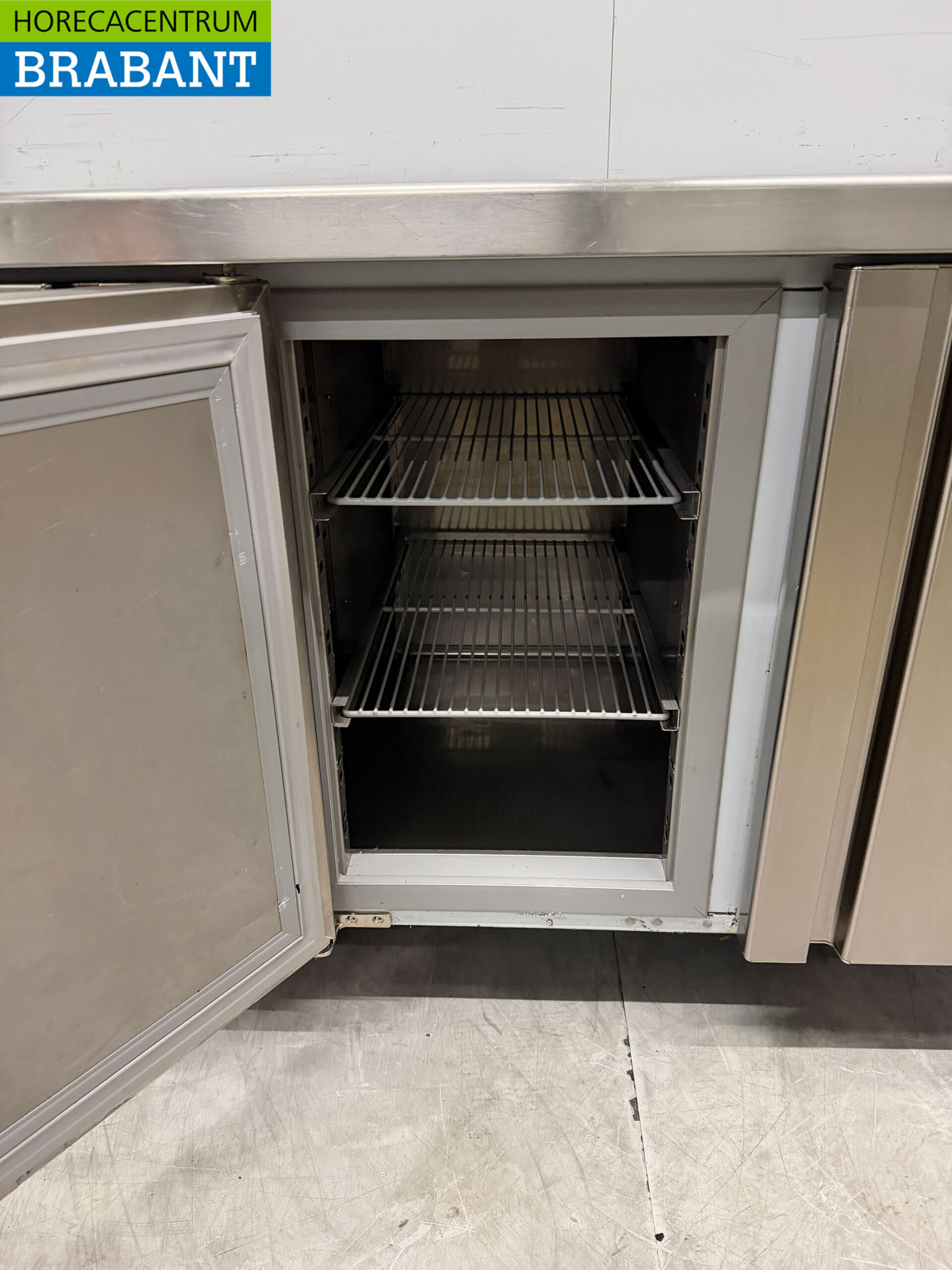 Stainless steel Freezer Workbench 3 Doors 179 cm 230V Catering - Image 5