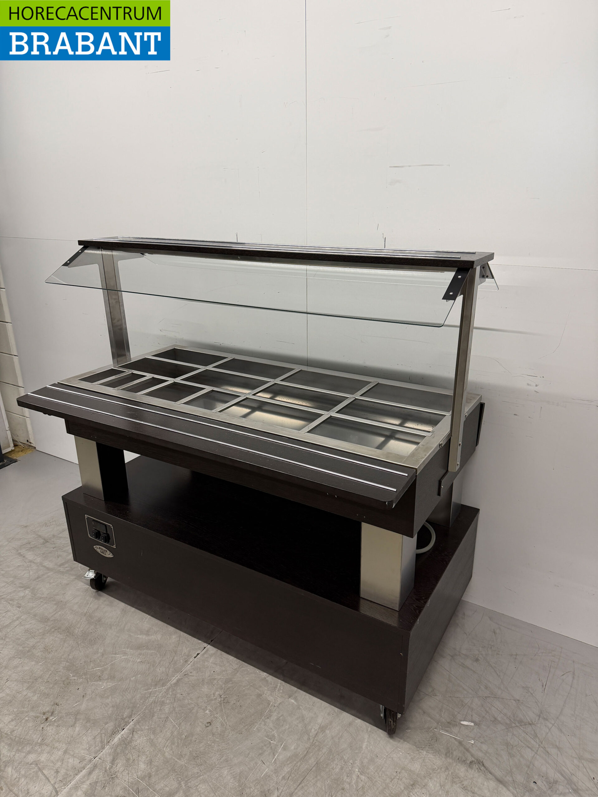 Roller Grill Mobile Refrigerated Buffet 144.5 cm 230V Catering - Image 2
