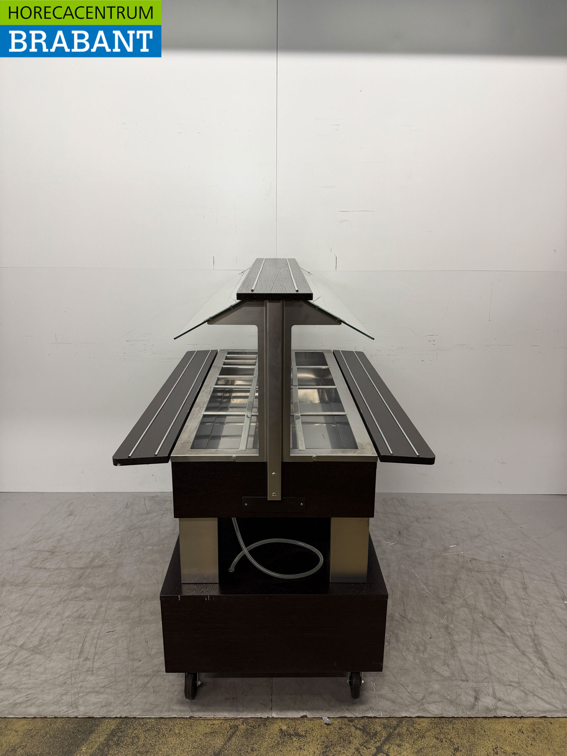 Roller Grill Mobile Refrigerated Buffet 144.5 cm 230V Catering - Image 6