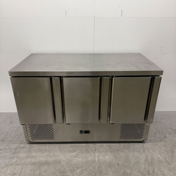 Stainless steel Refrigerated Workbench 3 Doors 136 cm 230V Catering