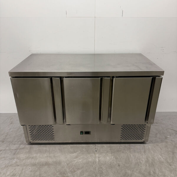 Stainless steel Refrigerated Workbench 3 Doors 136 cm 230V Catering