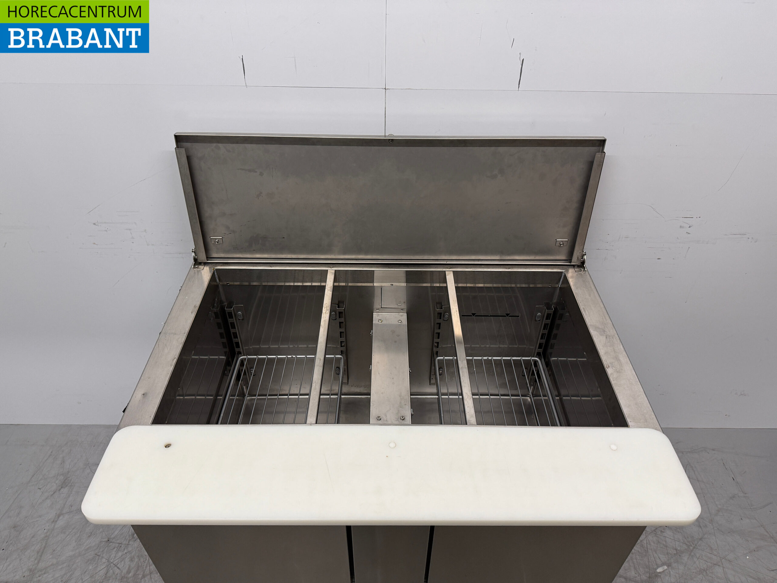 Stainless steel Inomak Saladette 2 Doors 108 cm 230V Horeca - Image 4