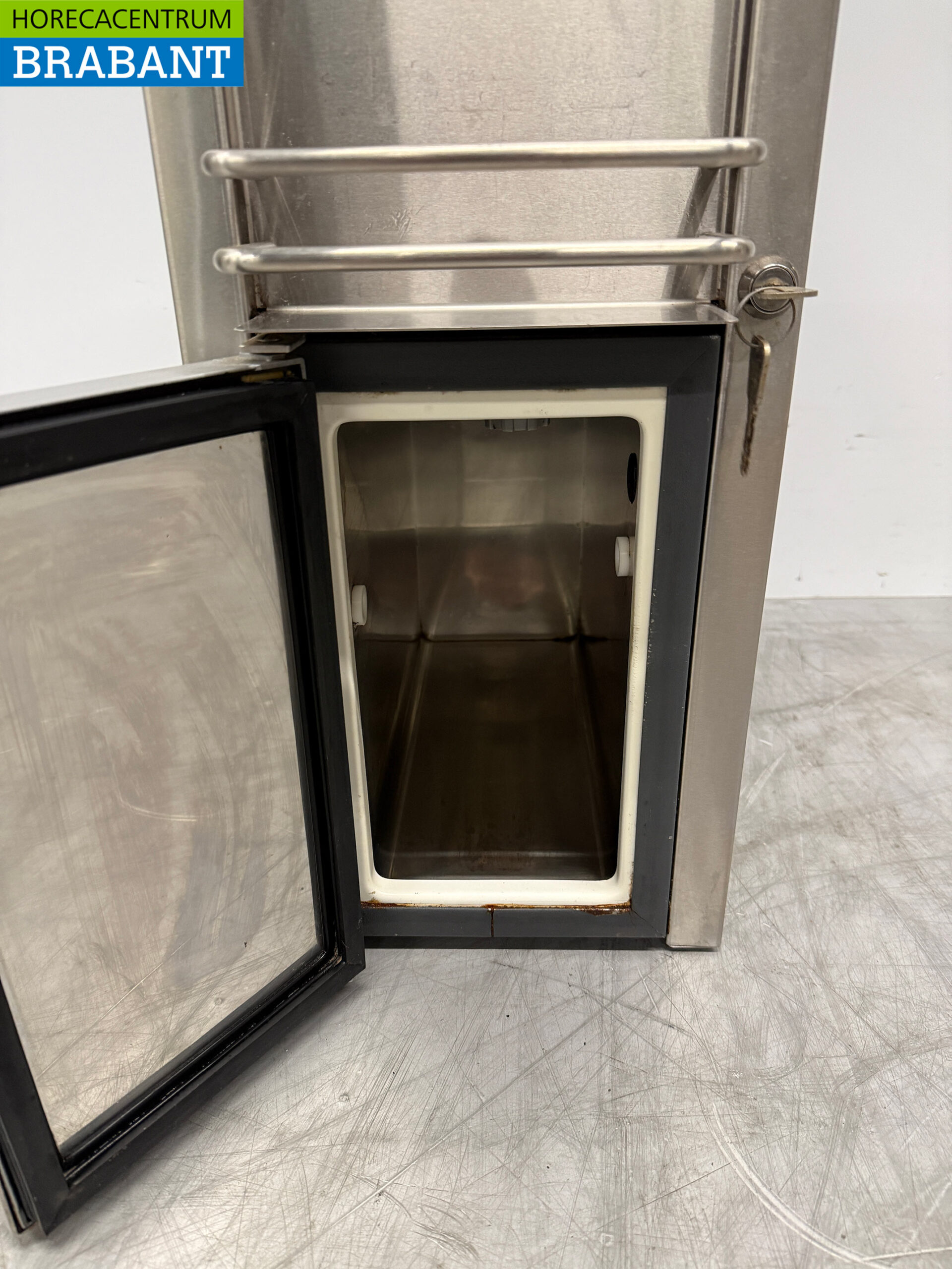 Stainless steel WMF Milk cooler for coffee machine 230V Horeca - Image 4