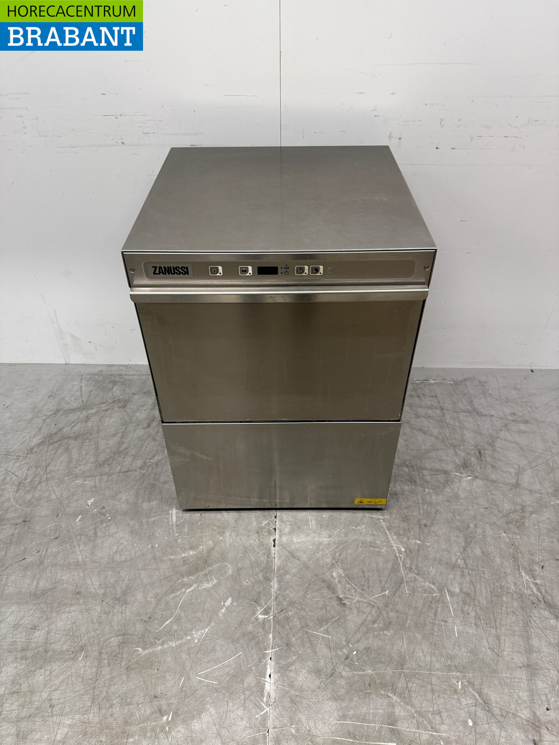 Stainless steel Zanussi NUC Dishwasher 230V Catering