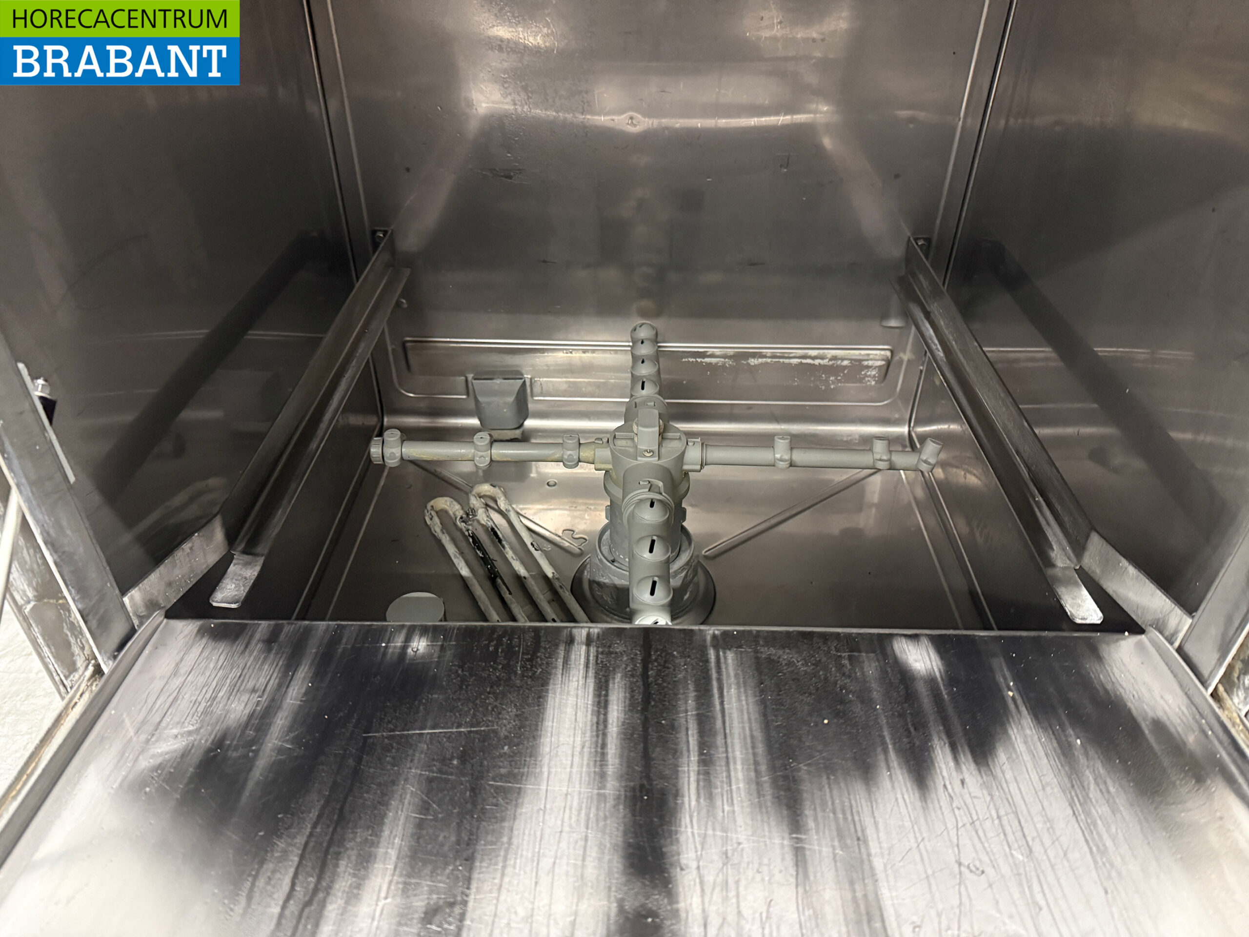 Stainless steel Zanussi NUC Dishwasher 230V Catering - Image 4