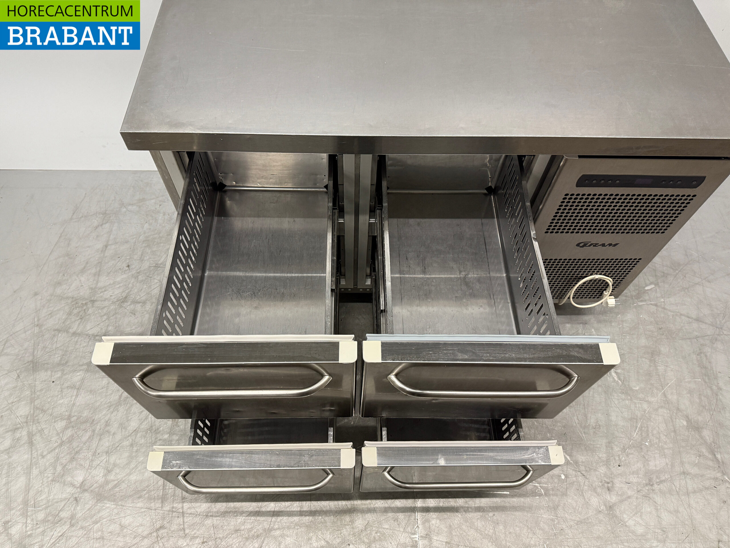 Stainless steel Gram Refrigerated Workbench 4 Drawers 129 cm 230V Catering - Image 4