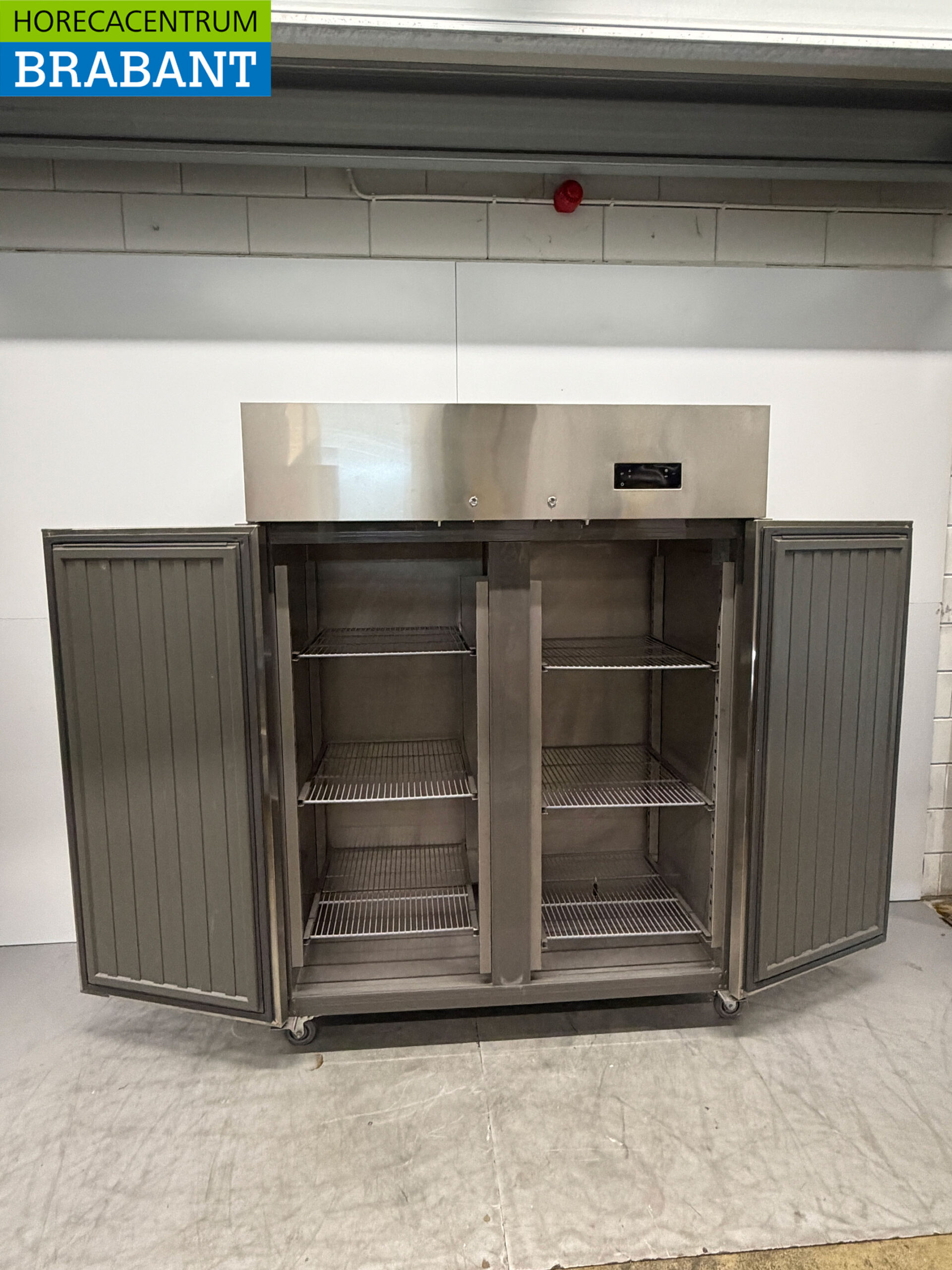 Stainless steel HCB Mobile Double Door 2 Door Freezer Freezer Monoblock 1350 liters 230V Horeca - Image 4