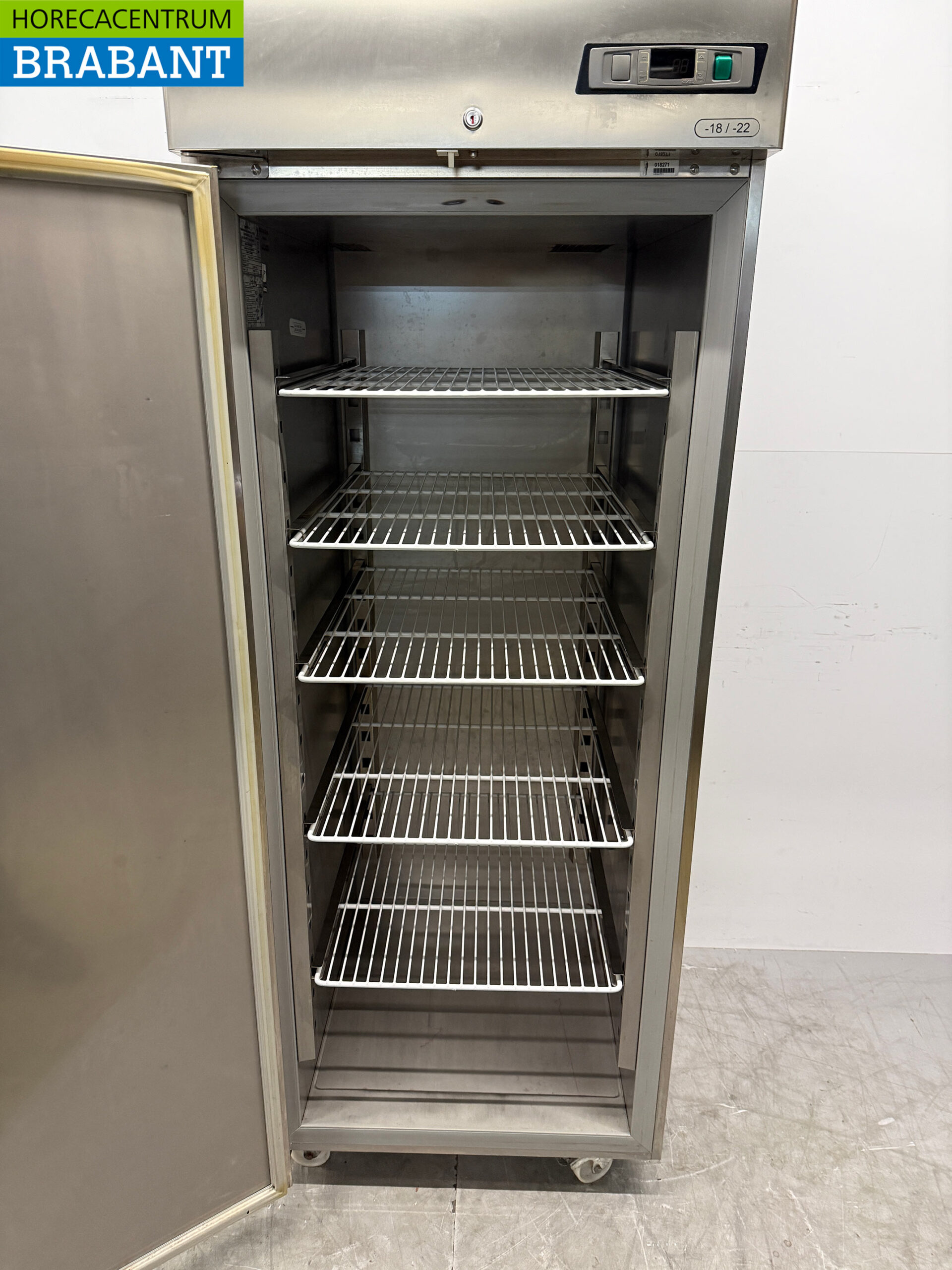 Stainless steel Eurotec Mobile Freezer 600 liters 230V Catering - Image 4