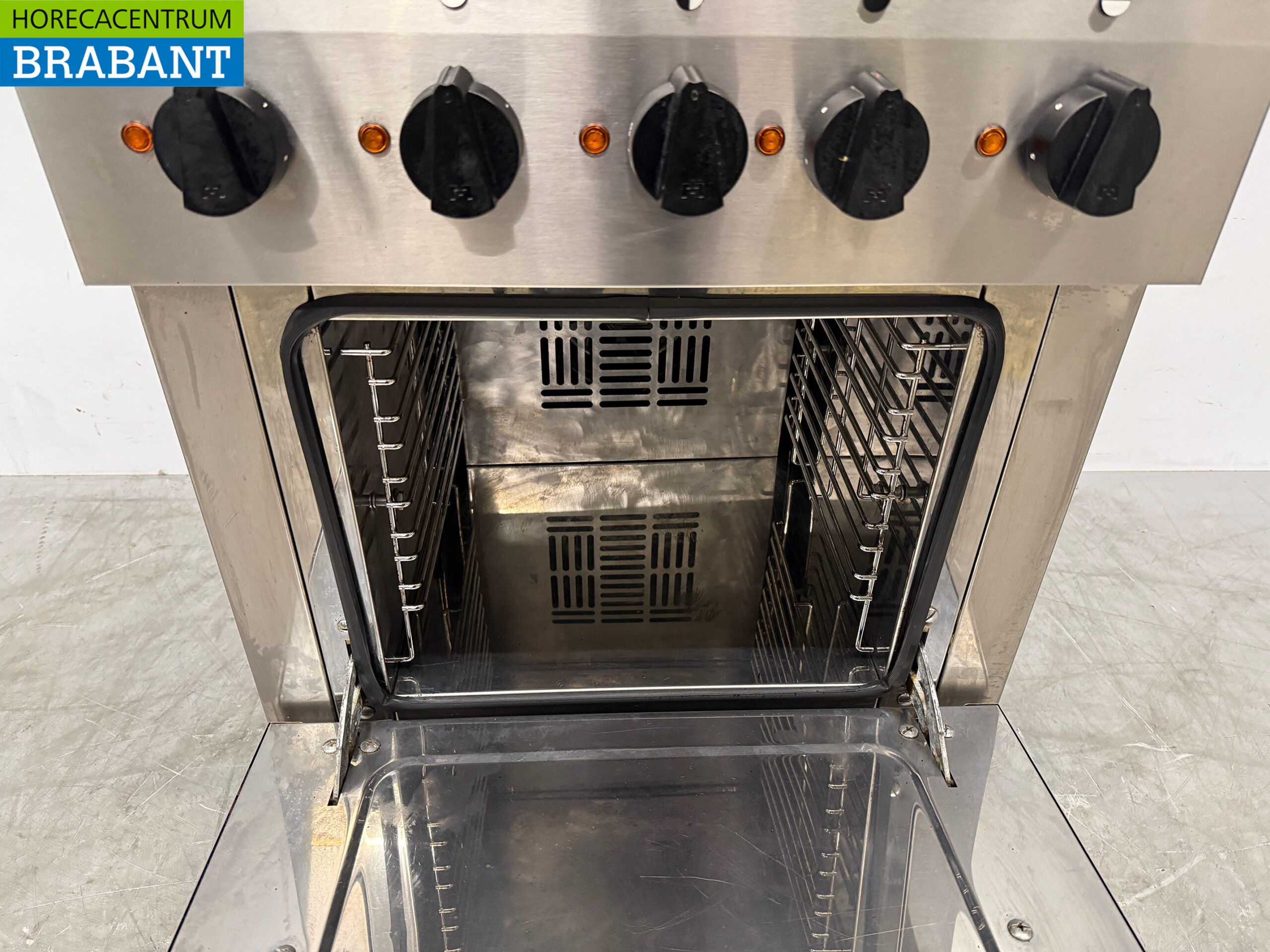 Stainless steel Modular 4 Burner Electric Stove with oven 5 x 2/3 GN 400V Catering - Image 5