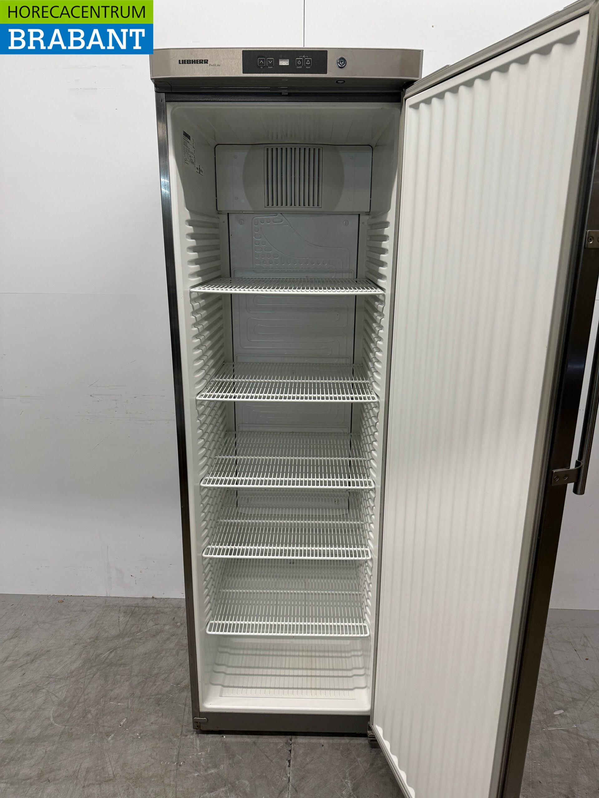 Stainless steel Liebherr Refrigerator 434 liters 230V Horeca - Image 4