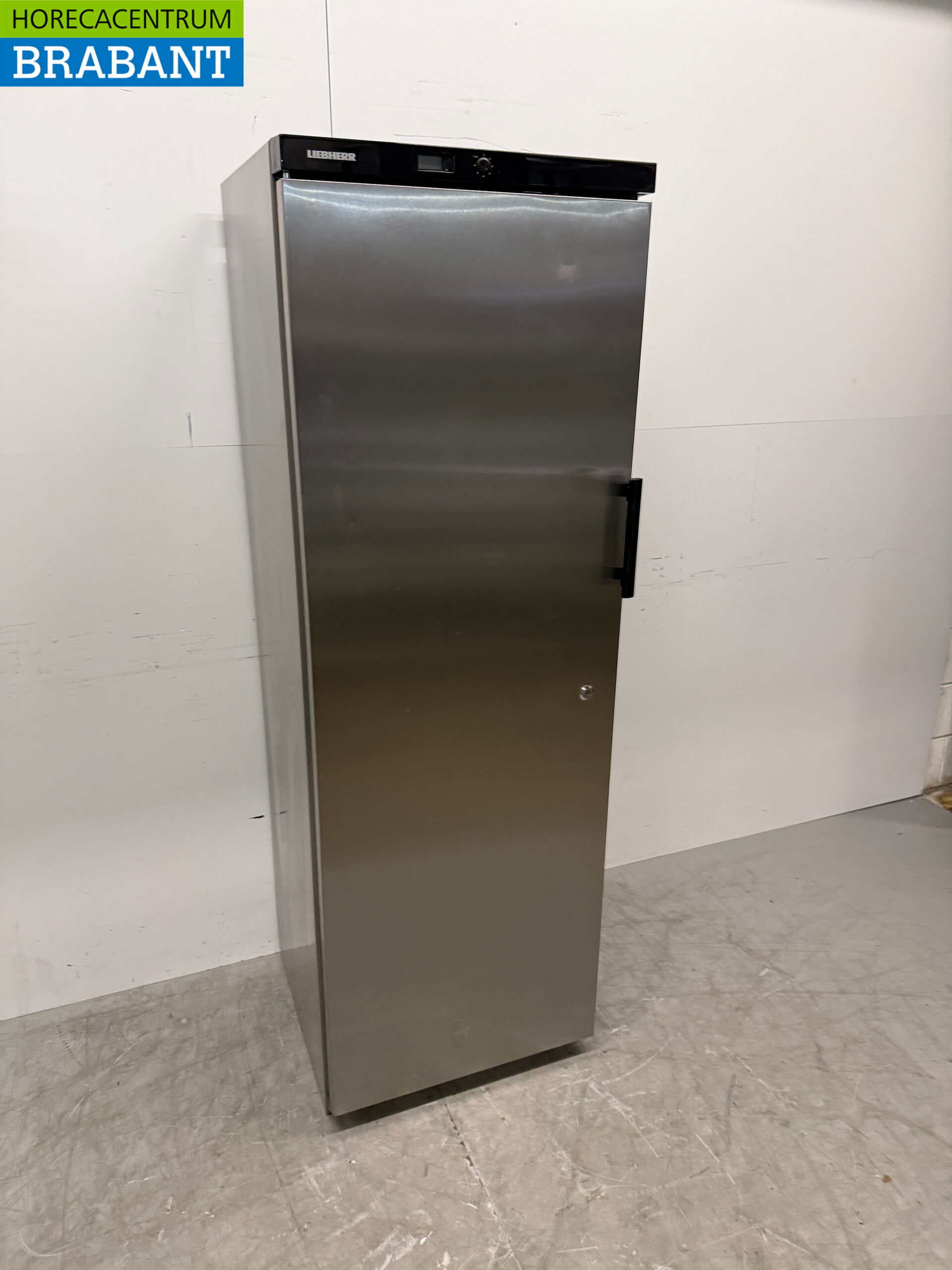Stainless steel Liebherr Refrigerator 373 liters 230V Catering - Image 3