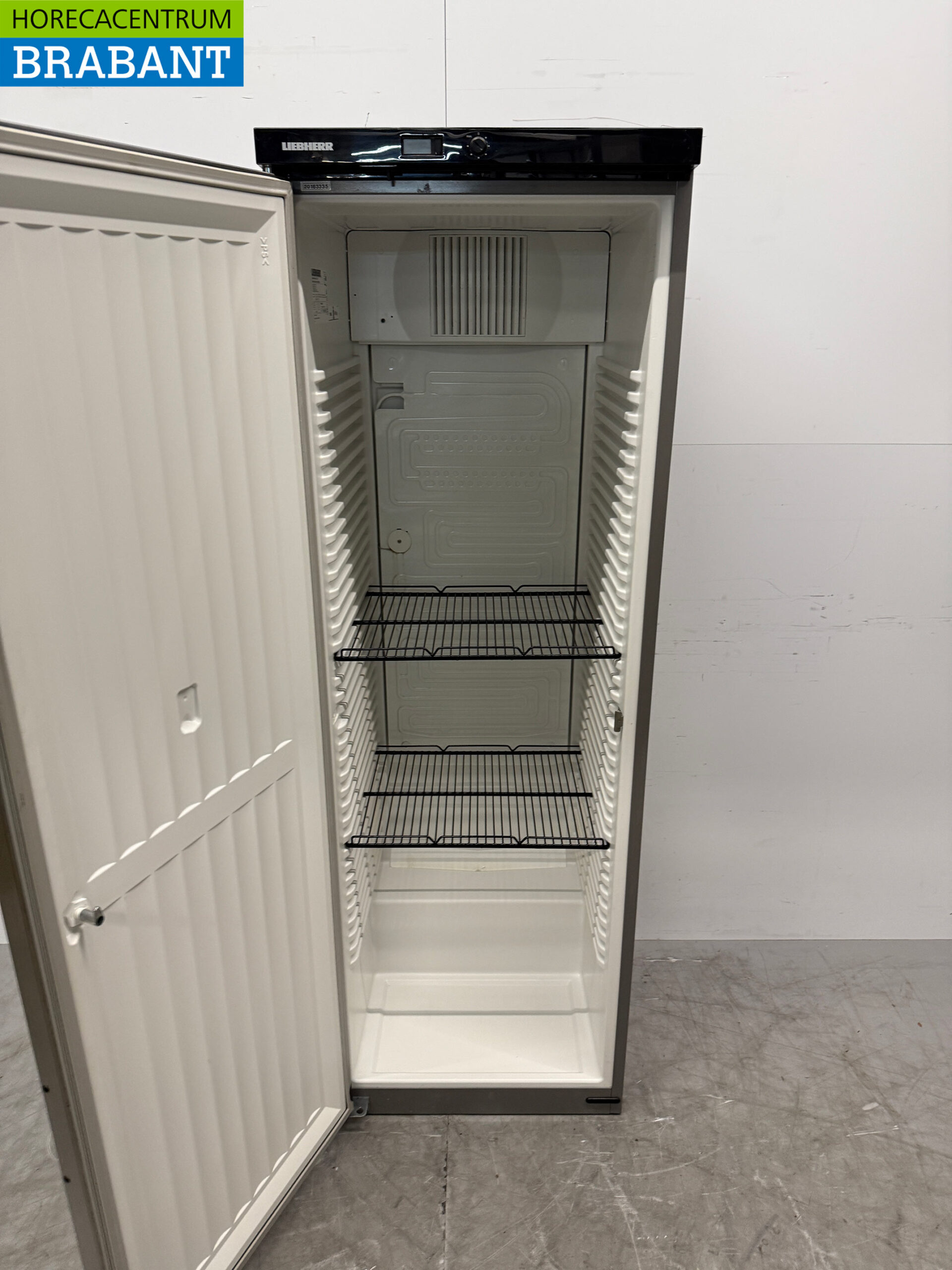 Stainless steel Liebherr Refrigerator 373 liters 230V Catering - Image 4