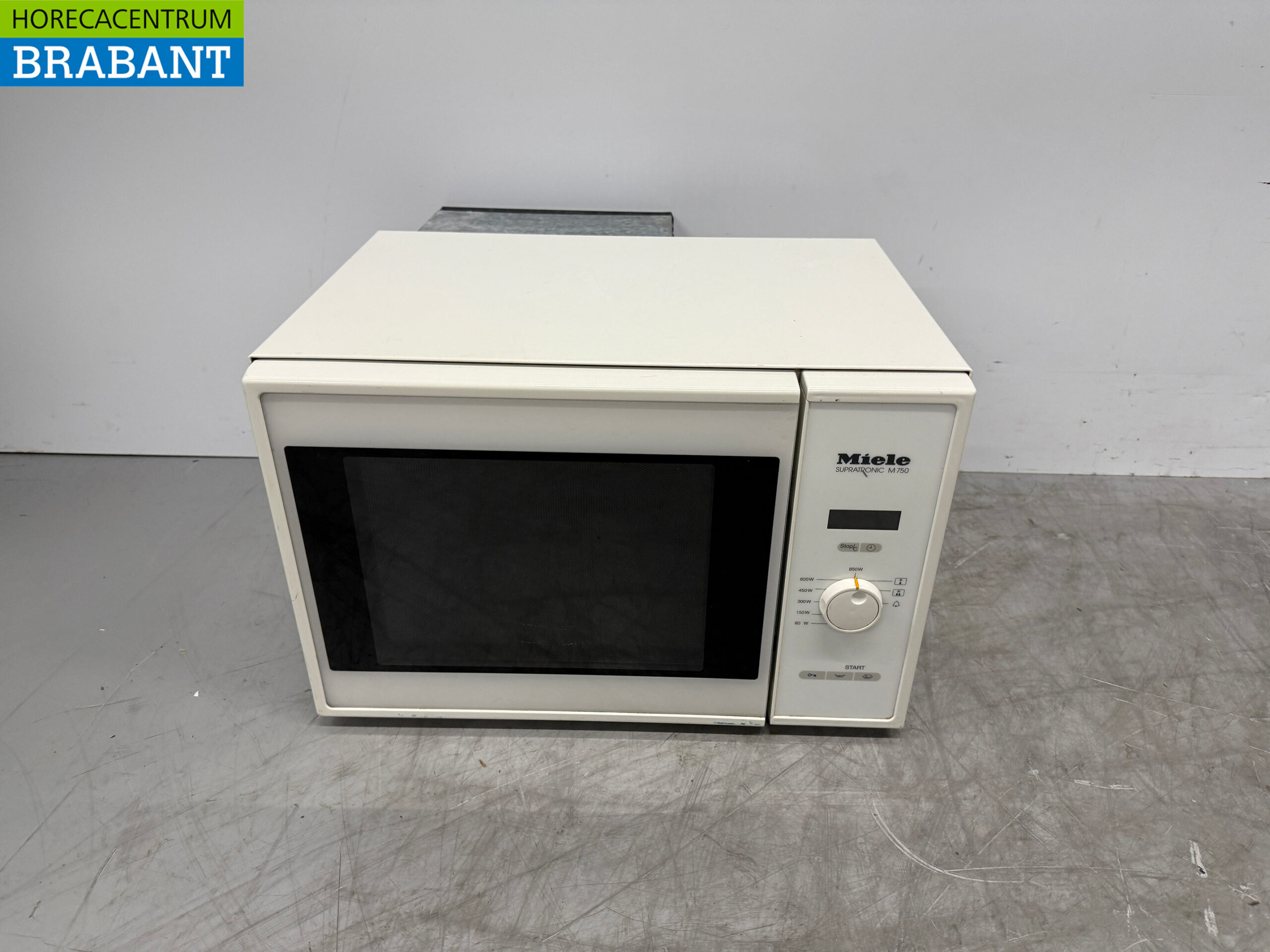 Miele Microwave 830 watts 230V Catering