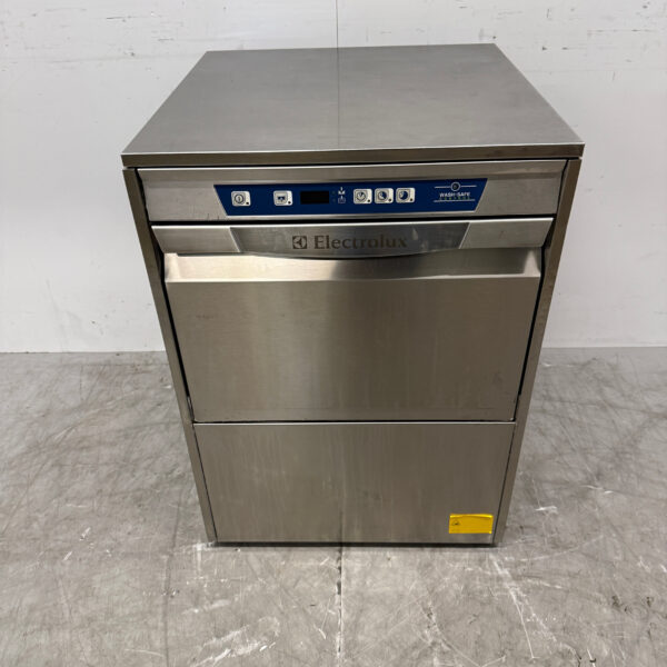 Stainless steel Electrolux Dishwasher 400V Catering