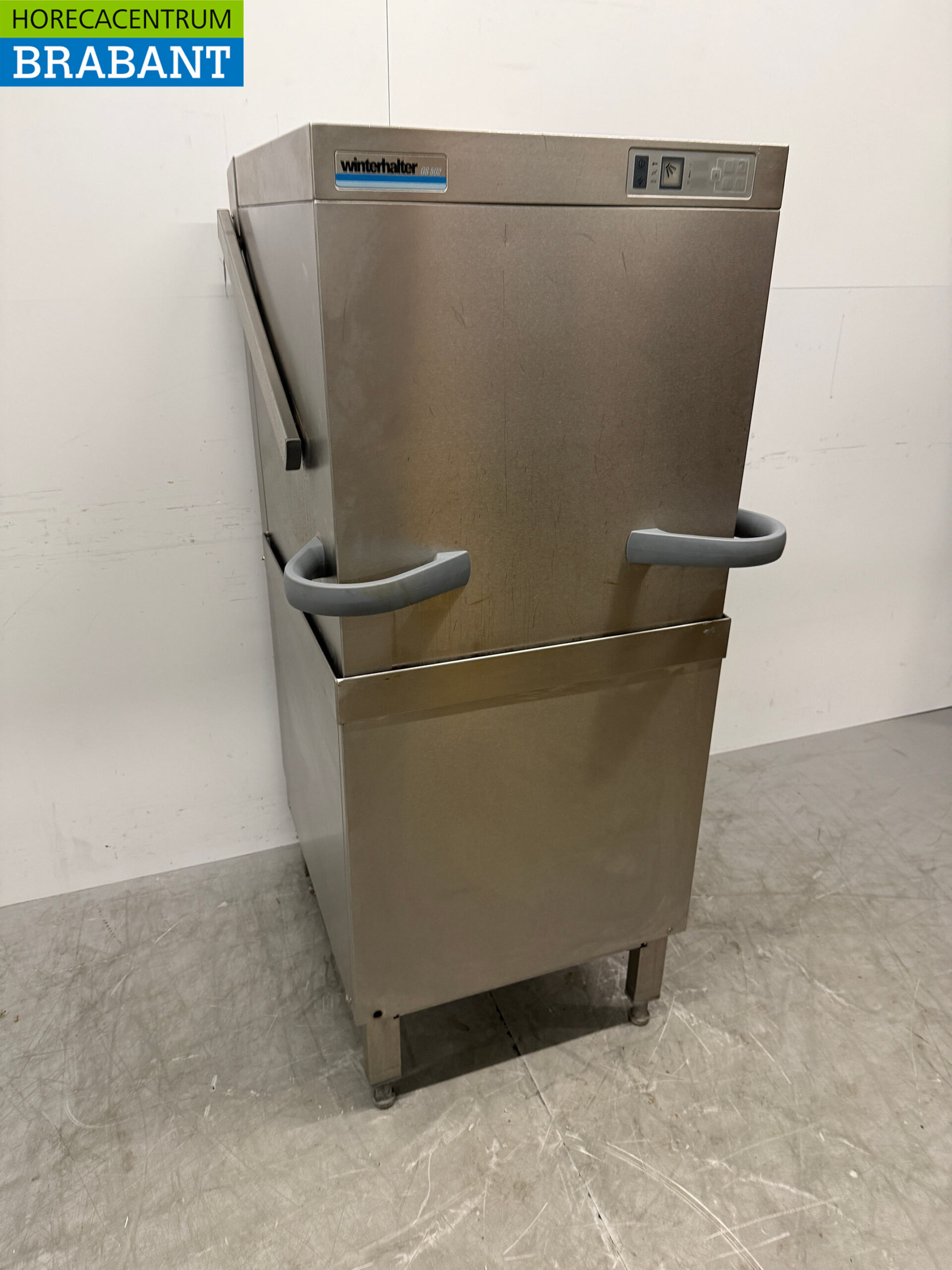 Stainless steel Winterhalter GS502 Pass-through dishwasher with drain pump and soap pumps 400V Horeca - Image 3