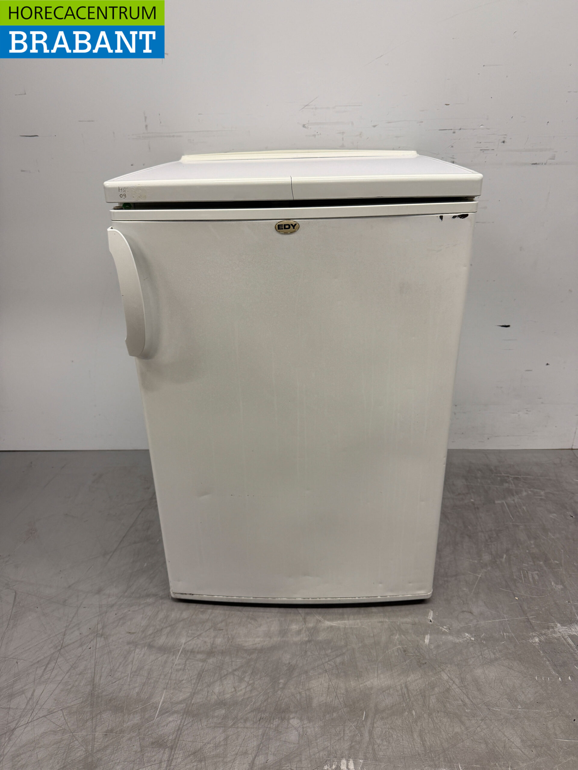 Edy Refrigerator Cooling 153 liters 230V Catering