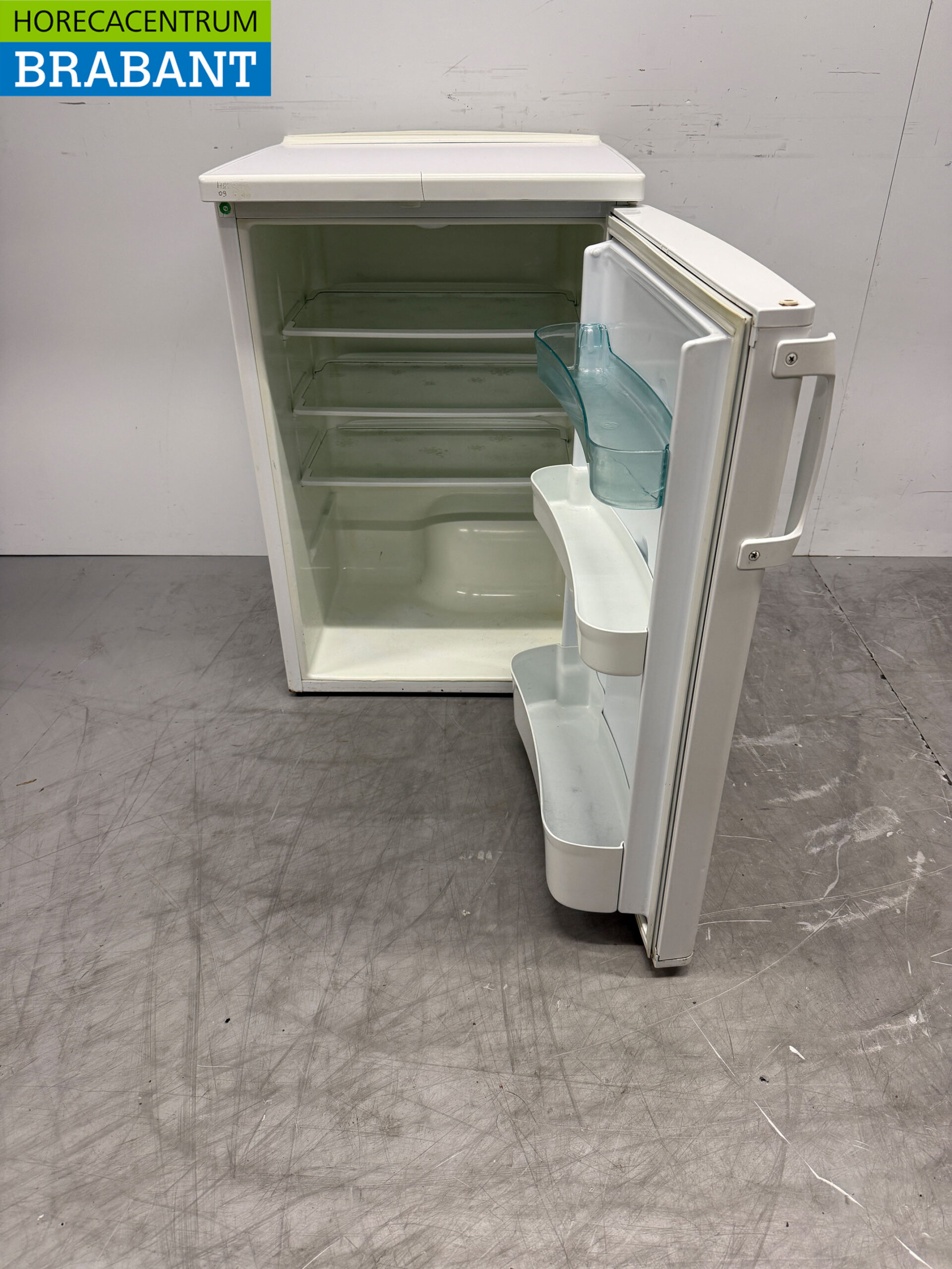 Edy Refrigerator Cooling 153 liters 230V Catering - Image 4