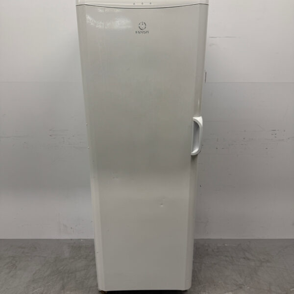 Indesit Freezer 270 liters 230V Horeca