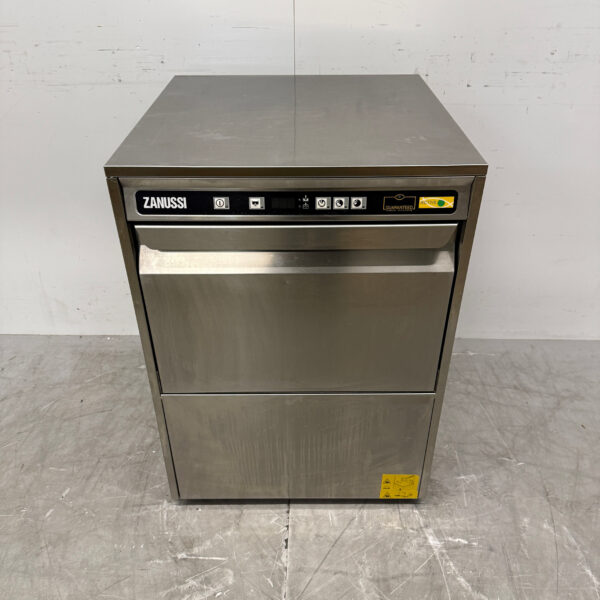 Stainless steel Zanussi ZUCAI Dishwasher 400V Catering