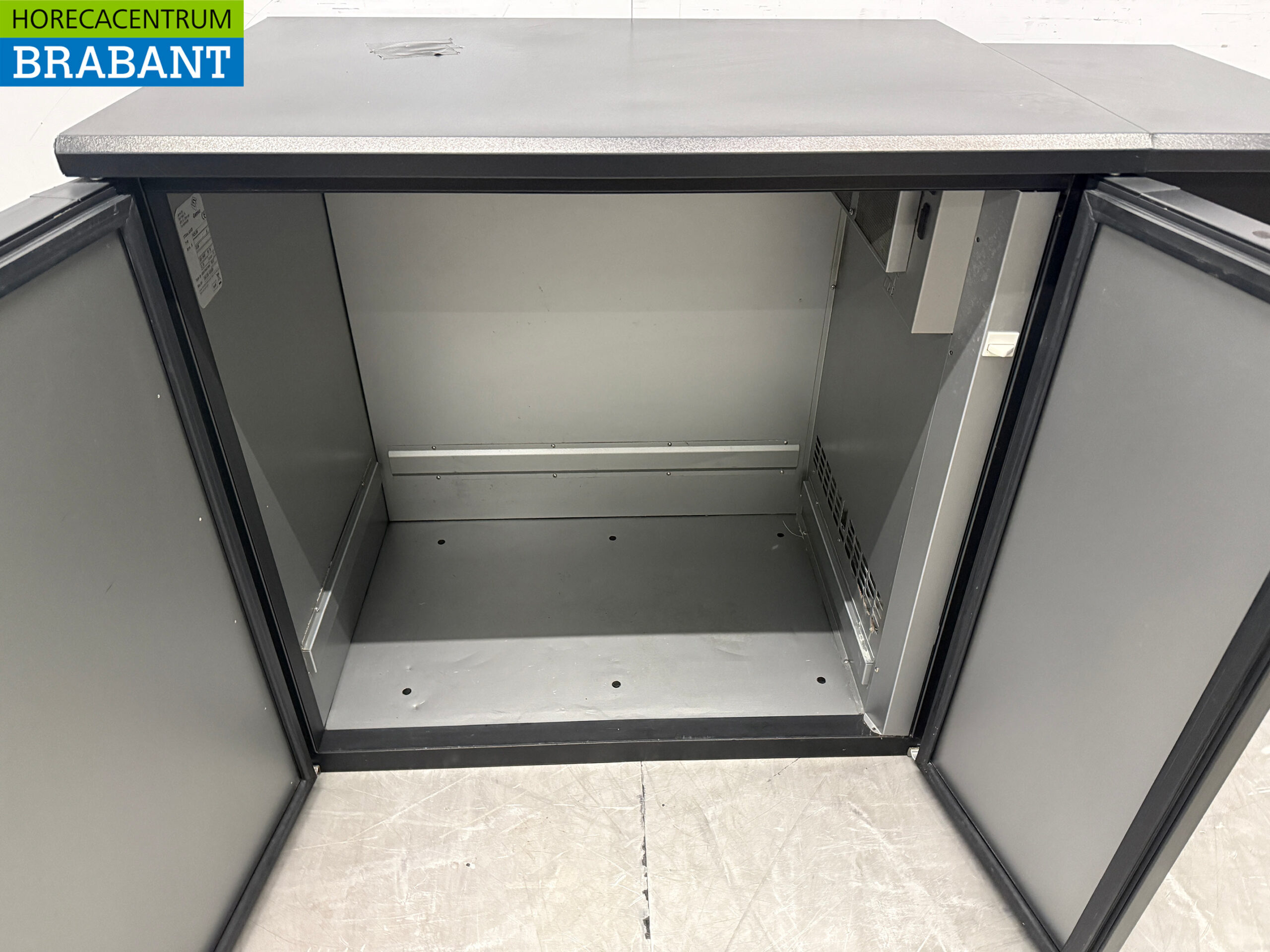 Gamko Keg cooler 6 x 20 liters 111 cm 230V Catering - Image 4