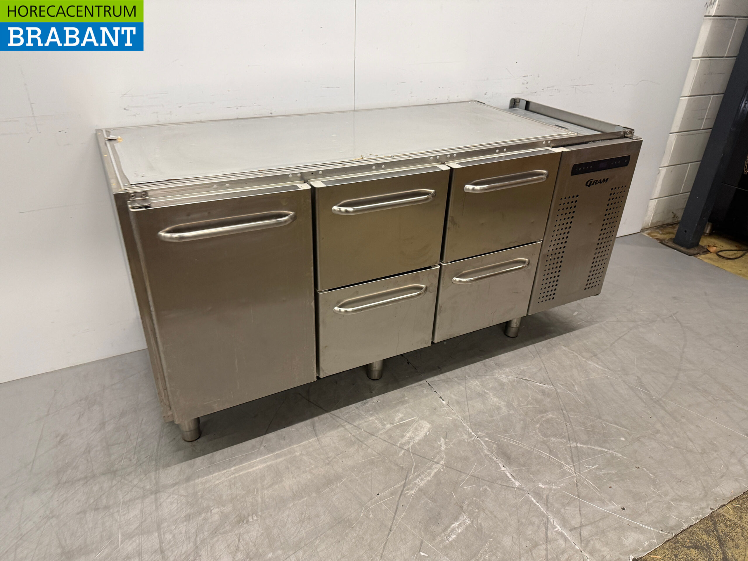 Stainless steel Gram Refrigerated Workbench 1 Door and 4 Drawers 172 cm 230V Catering - Image 3