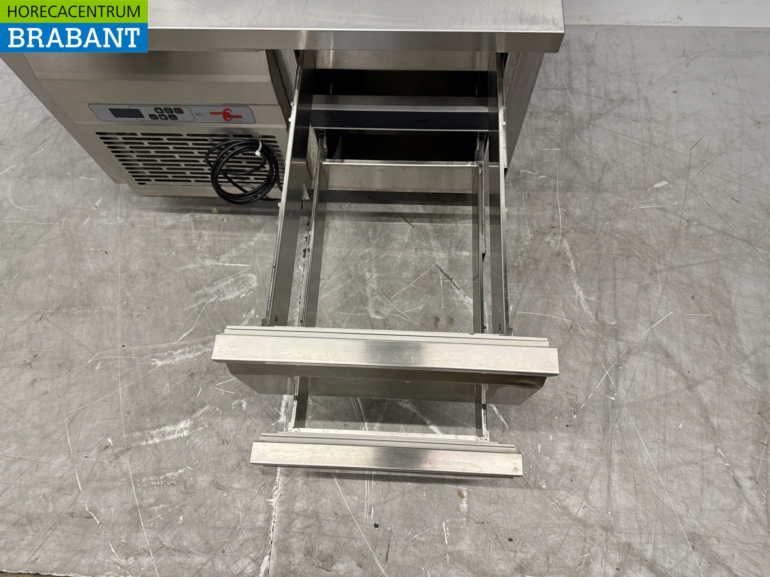 Stainless steel Nova Meta Refrigerated Workbench 2 Drawers 94 cm Horeca - Image 4