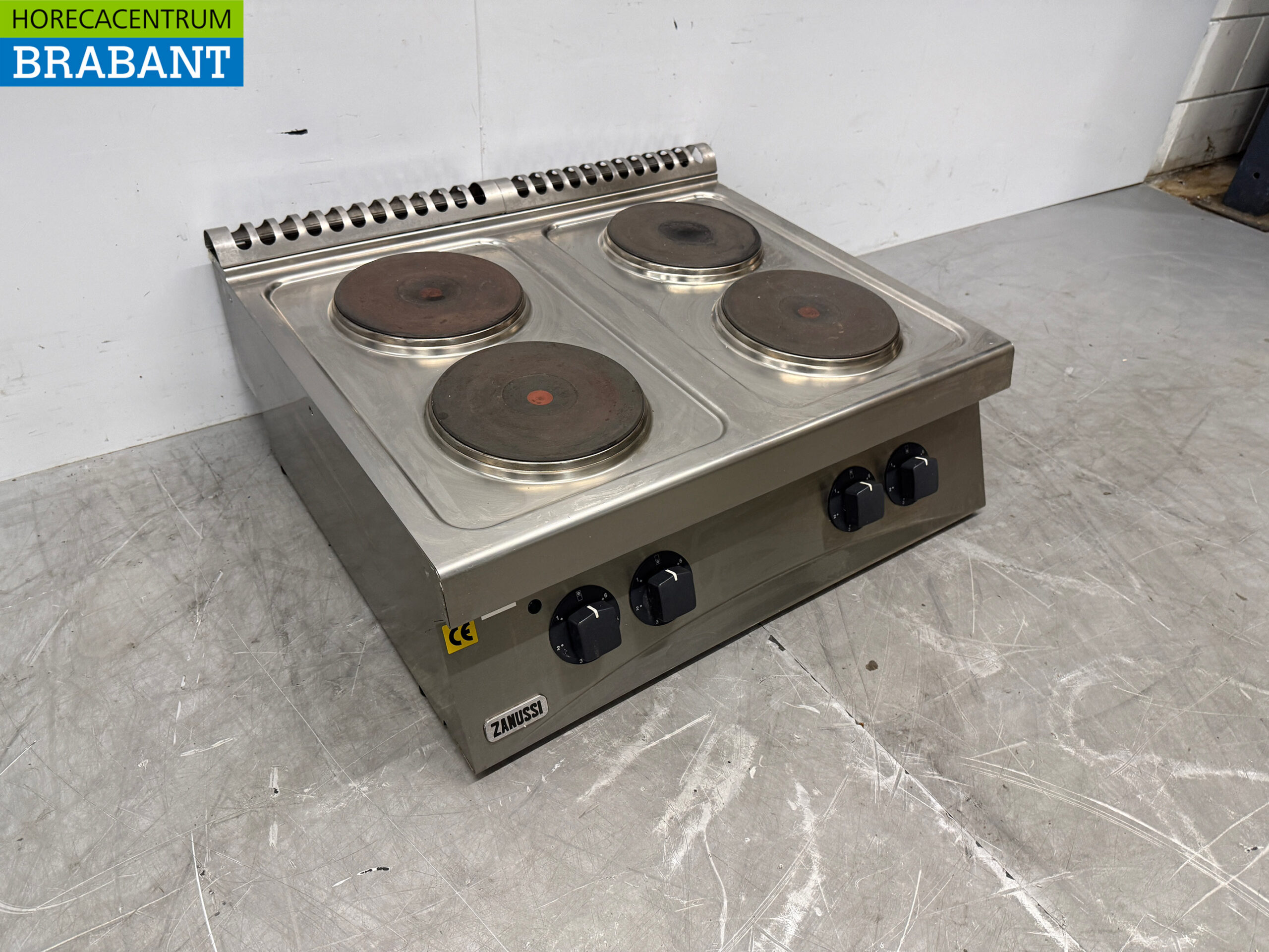 Stainless steel Zanussi 4 Burner Electric Stove 80 cm 400V Catering - Image 3