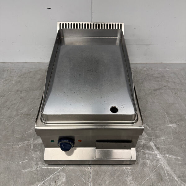 Stainless steel Roeder Smooth Baking Plate 40 cm 400V Horeca