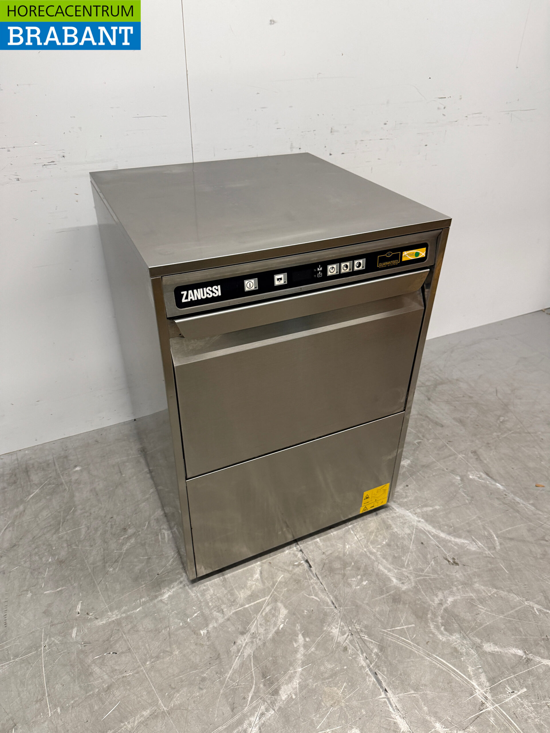 Stainless steel Zanussi Dishwasher 400V Catering - Image 3