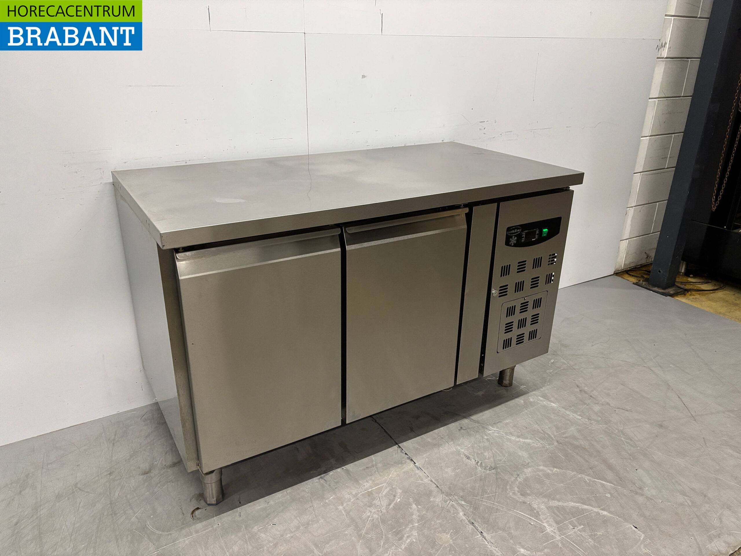 Stainless steel Combisteel Refrigerated Workbench 2 Doors 136 cm 230V Horeca - Image 3