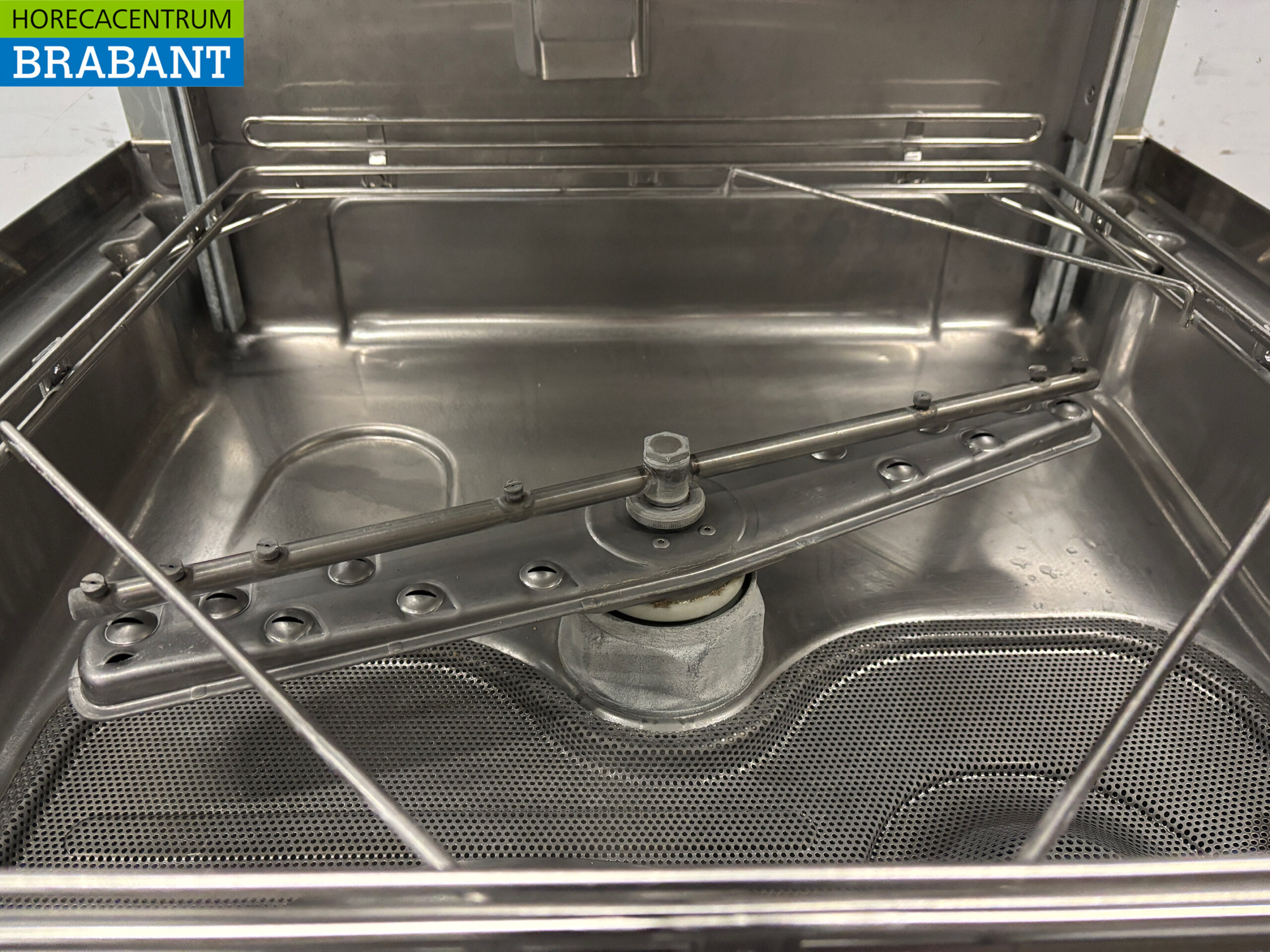 Stainless steel Zanussi HHT8 Sliding dishwasher 400V Catering - Image 5