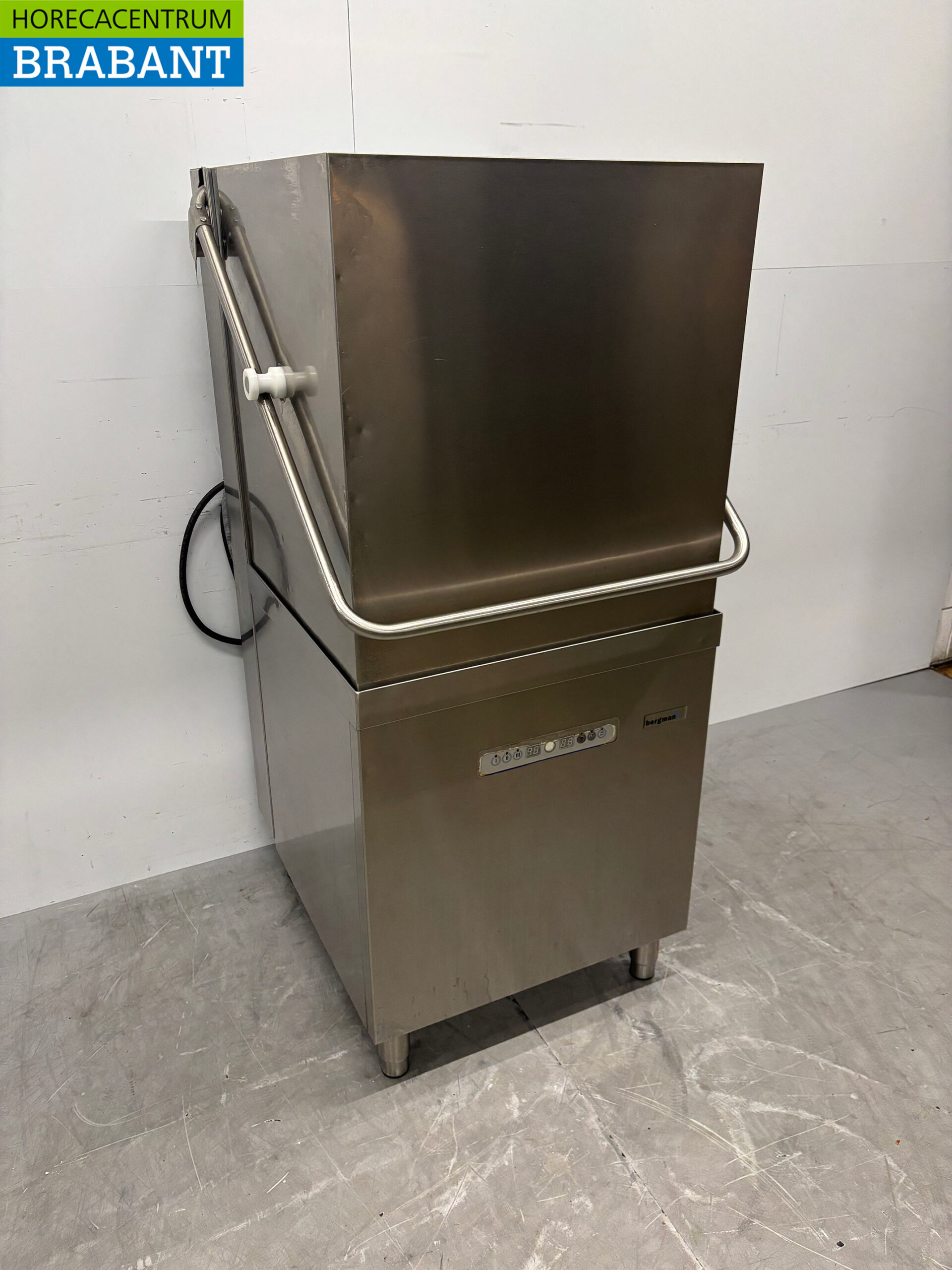 Stainless steel Walo Pass-through dishwasher with drain pump 400V Horeca - Image 3