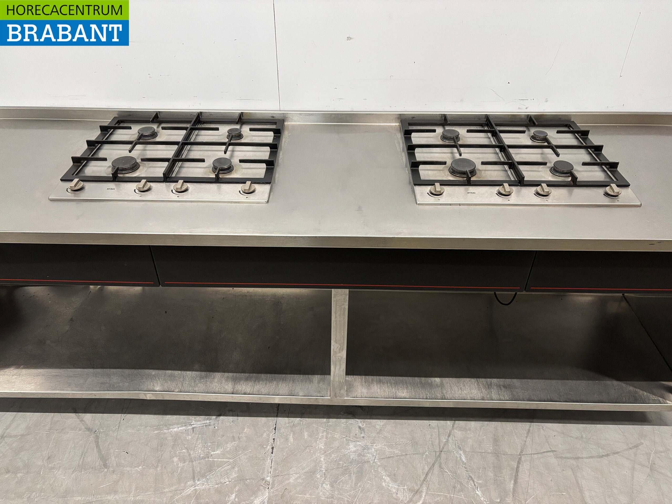 Stainless steel Atag Worktable with 2 x 4 burner Stove 269 cm GAS Catering - Image 4