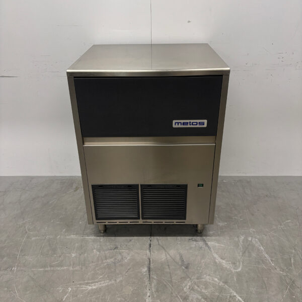Stainless steel Brema Peeling ice machine 155 kilos per day 230V Horeca