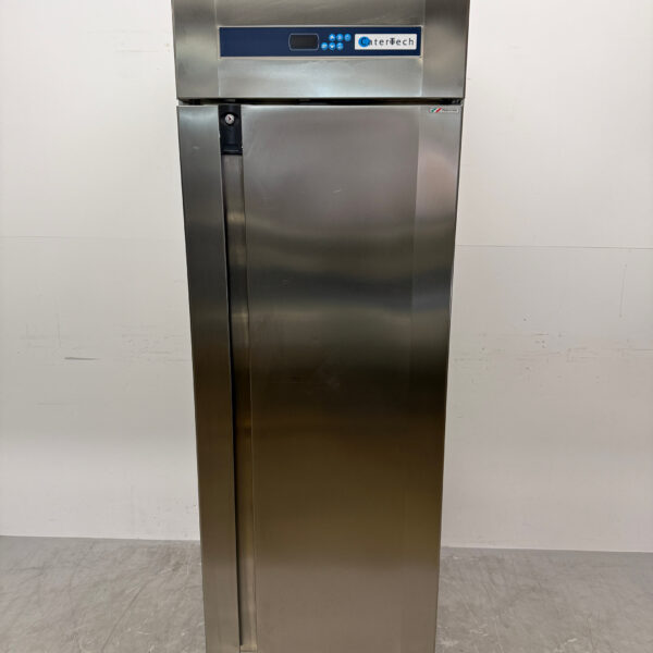 Stainless steel Catertech Refrigeration 650 liters 230V Catering