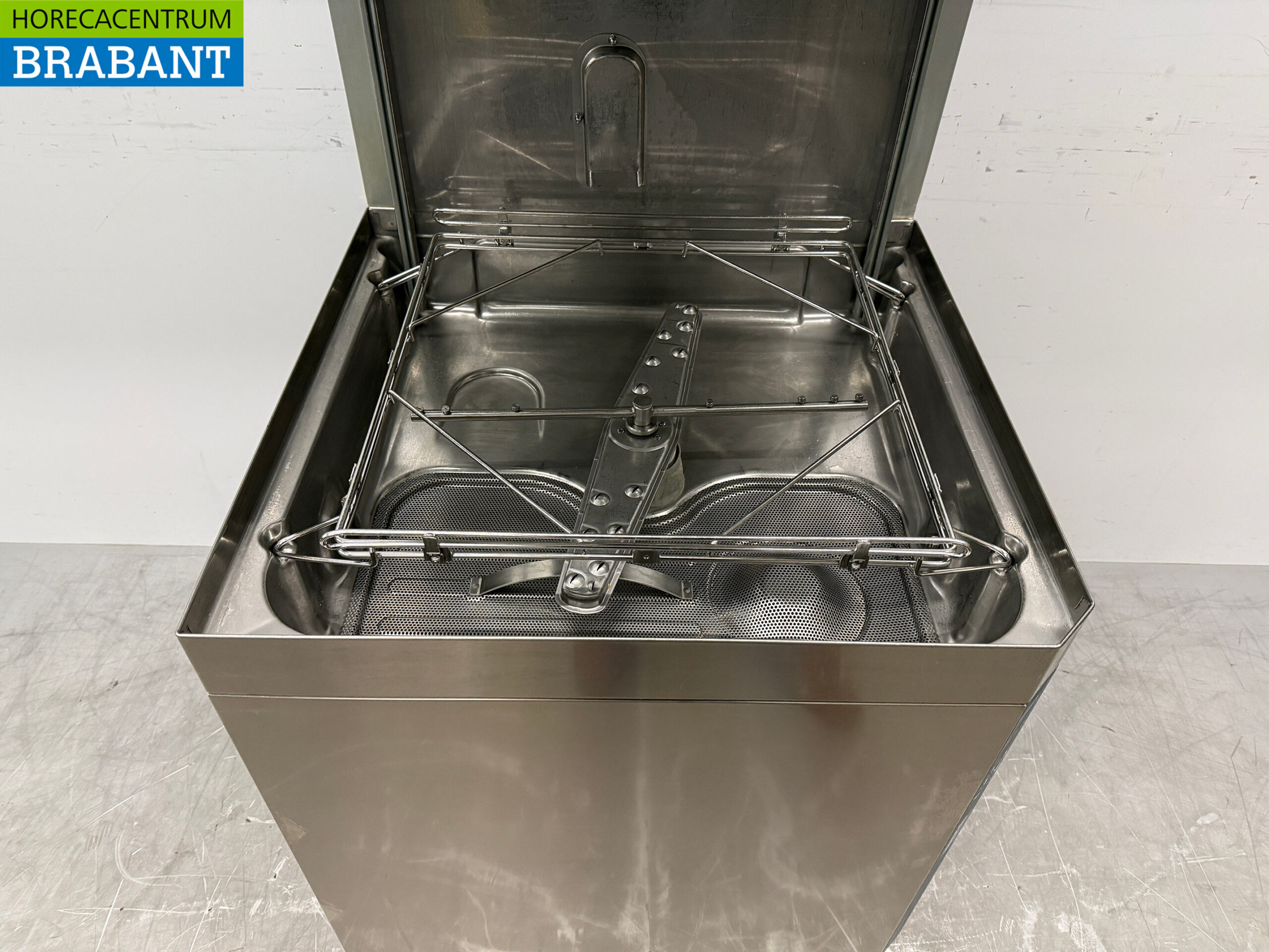 Stainless steel Zanussi HHT8 Sliding dishwasher 400V Catering - Image 4