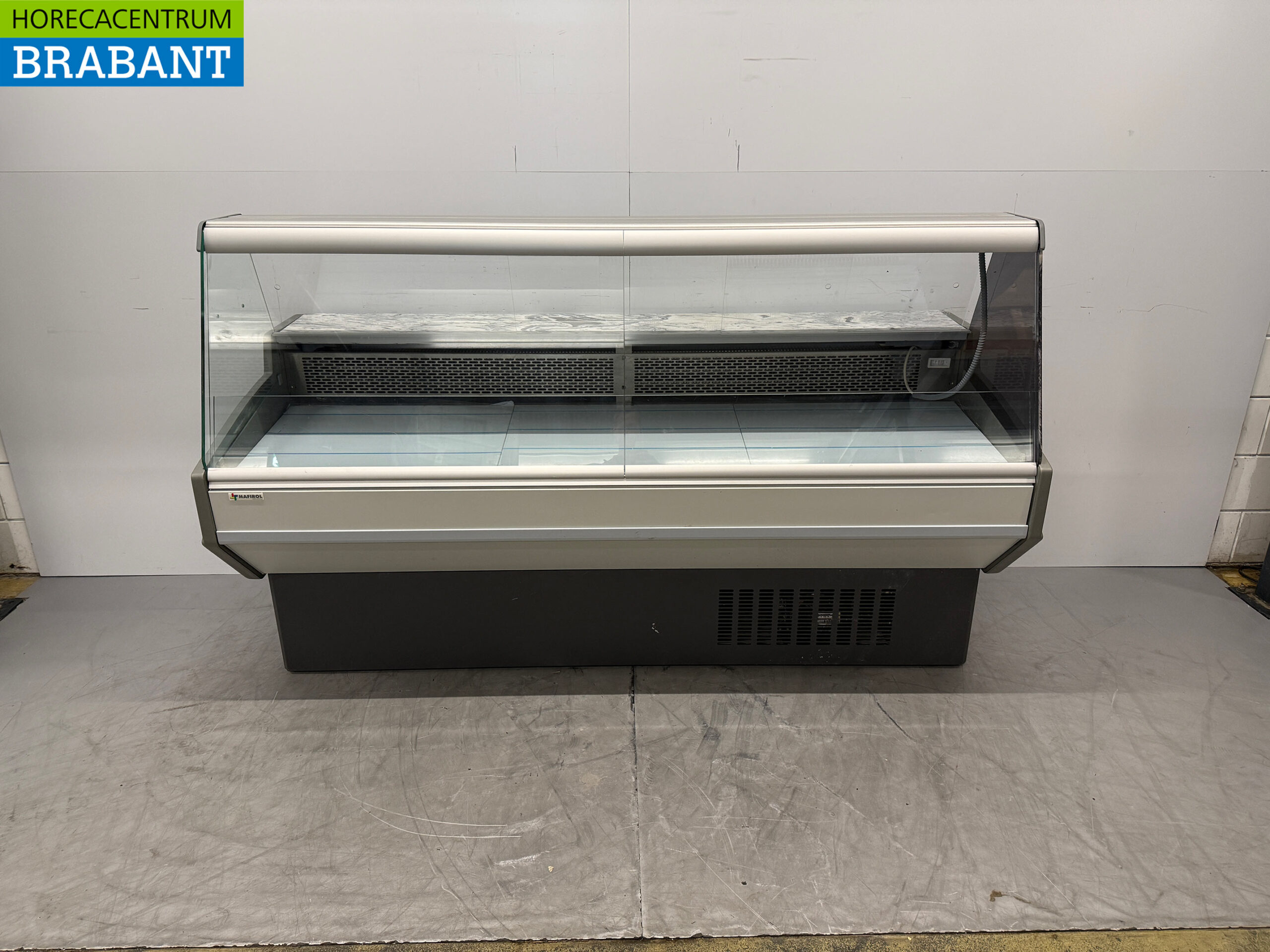 Mafirol Refrigerated Display Case Snack Display Case 200 cm 230V Catering Cafeteria