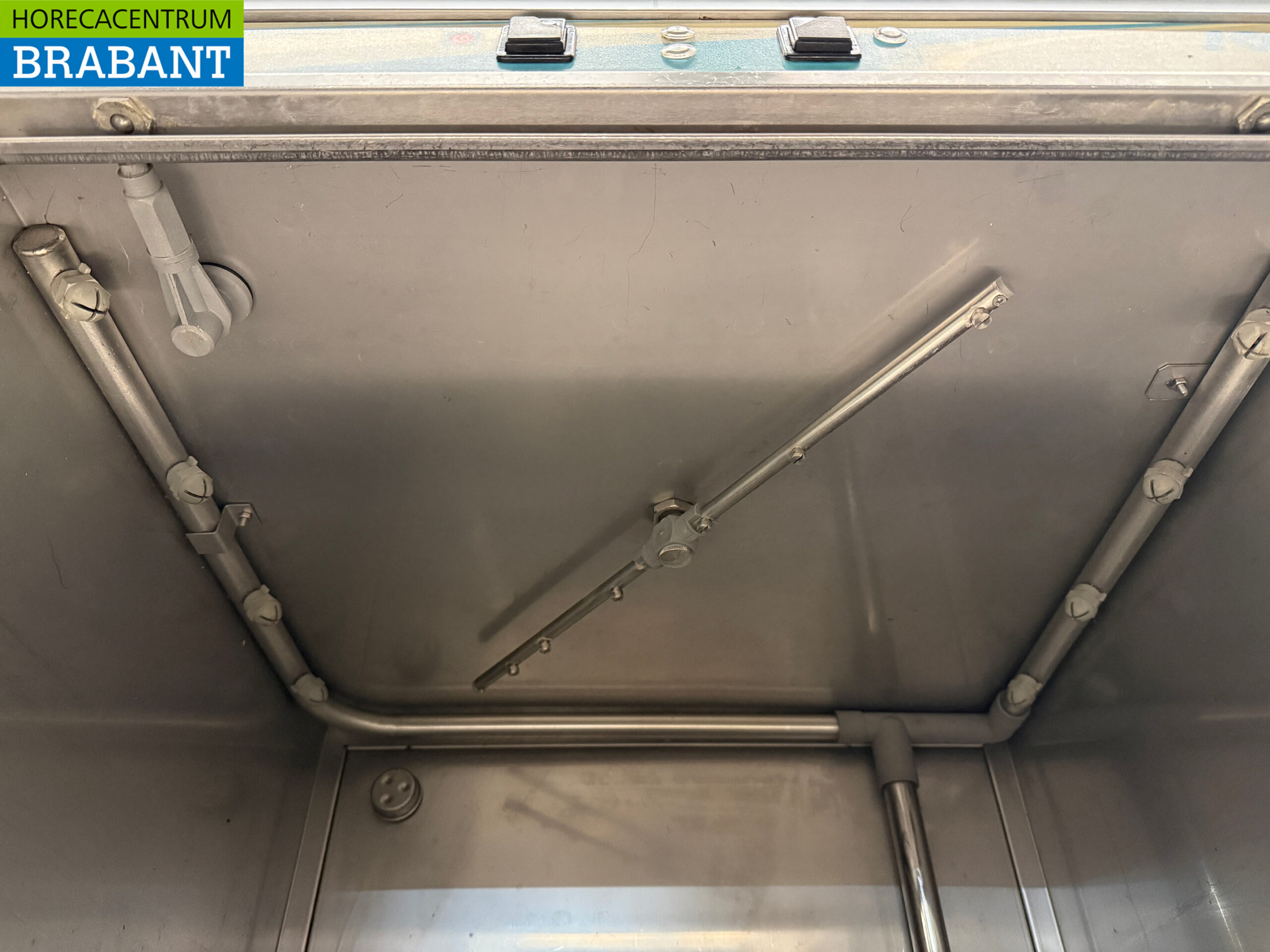 Stainless steel Saro Dishwasher 400V Catering - Image 5