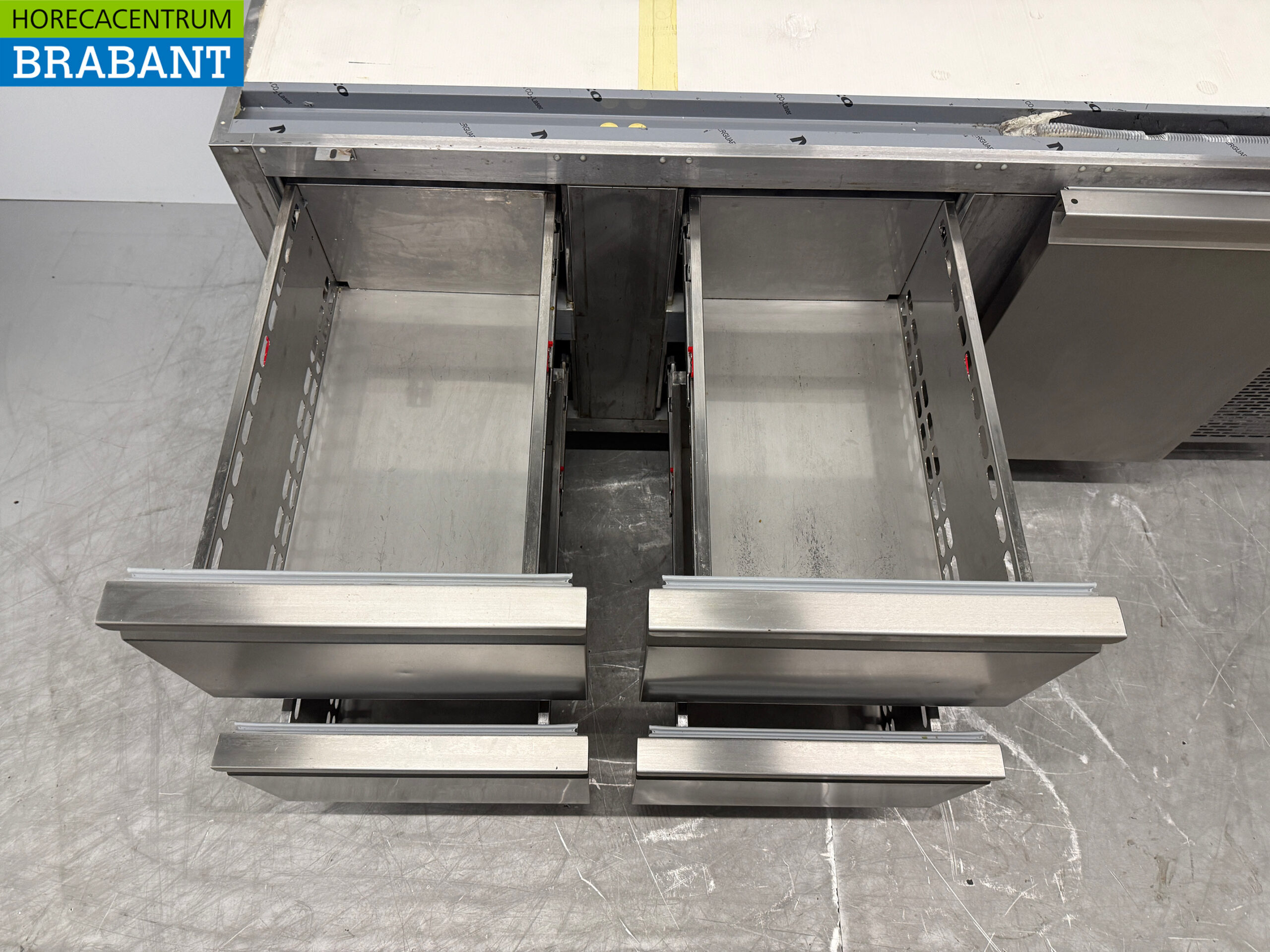 Stainless steel Dora Metal Refrigerated Workbench 4 Drawers and 1 Door 182 cm 230V Horeca - Image 4