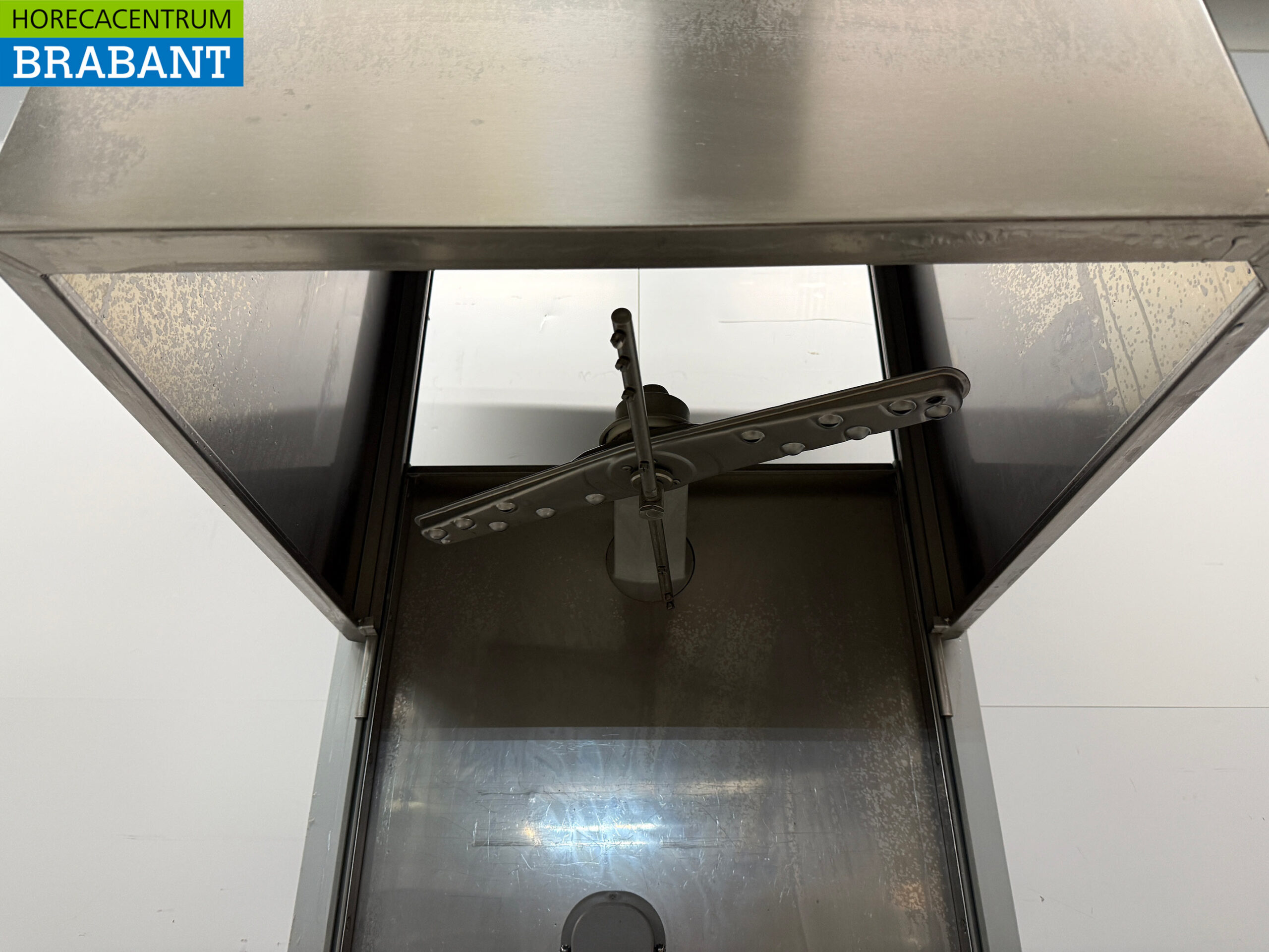 Stainless steel Zanussi HHT8 Sliding dishwasher 400V Catering - Image 5