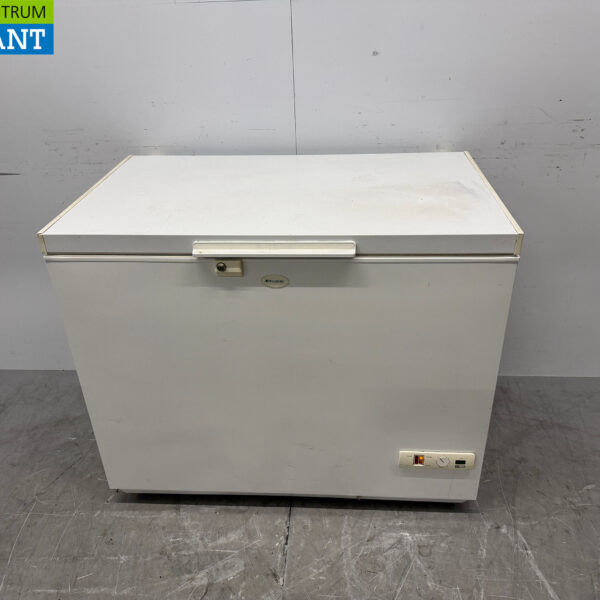 Frigidaire Freezer Chest Freezer 193 liters 230V Horeca