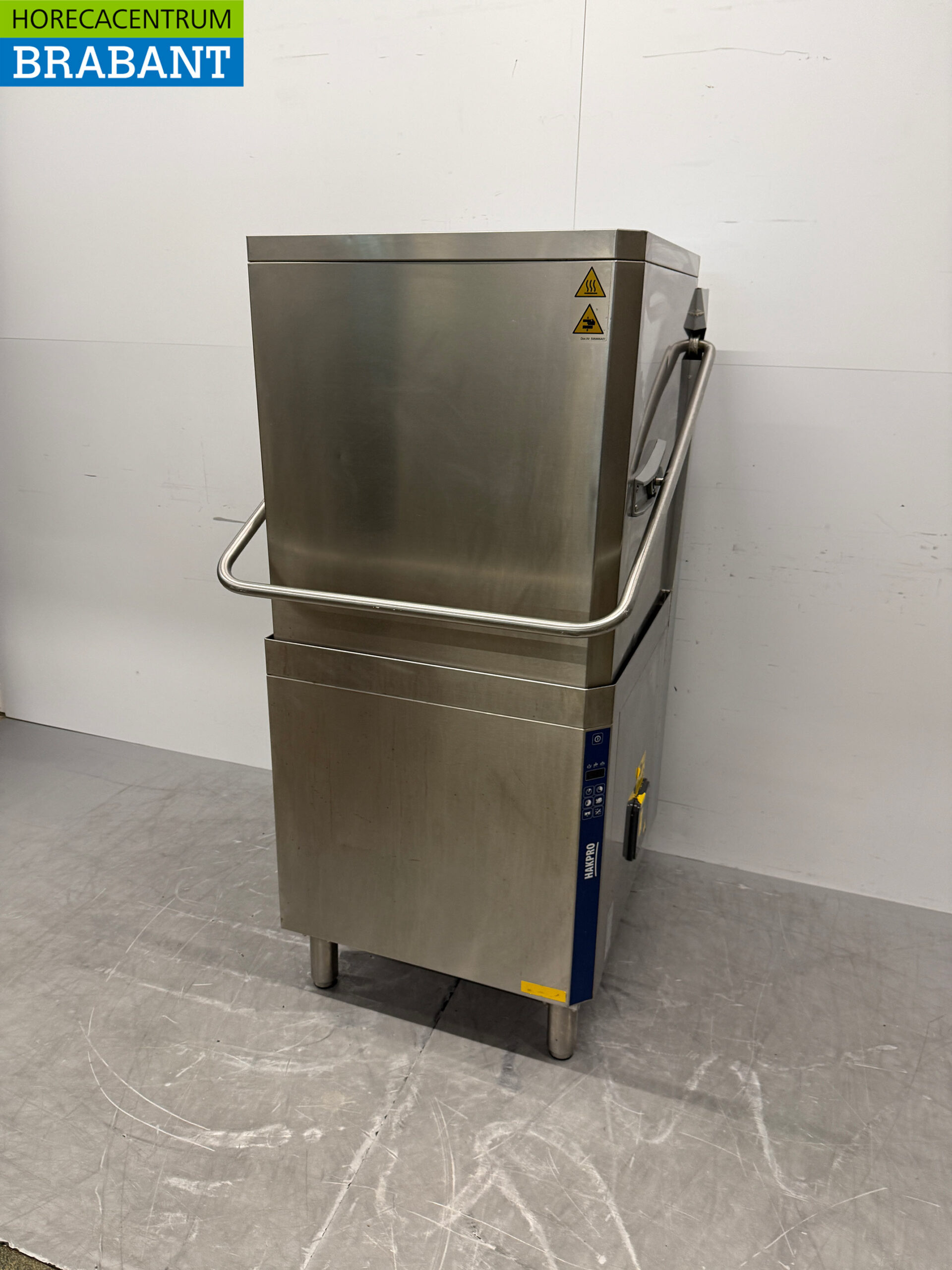 Stainless steel Zanussi HHT8 Sliding dishwasher with drain pump 400V Catering - Image 2