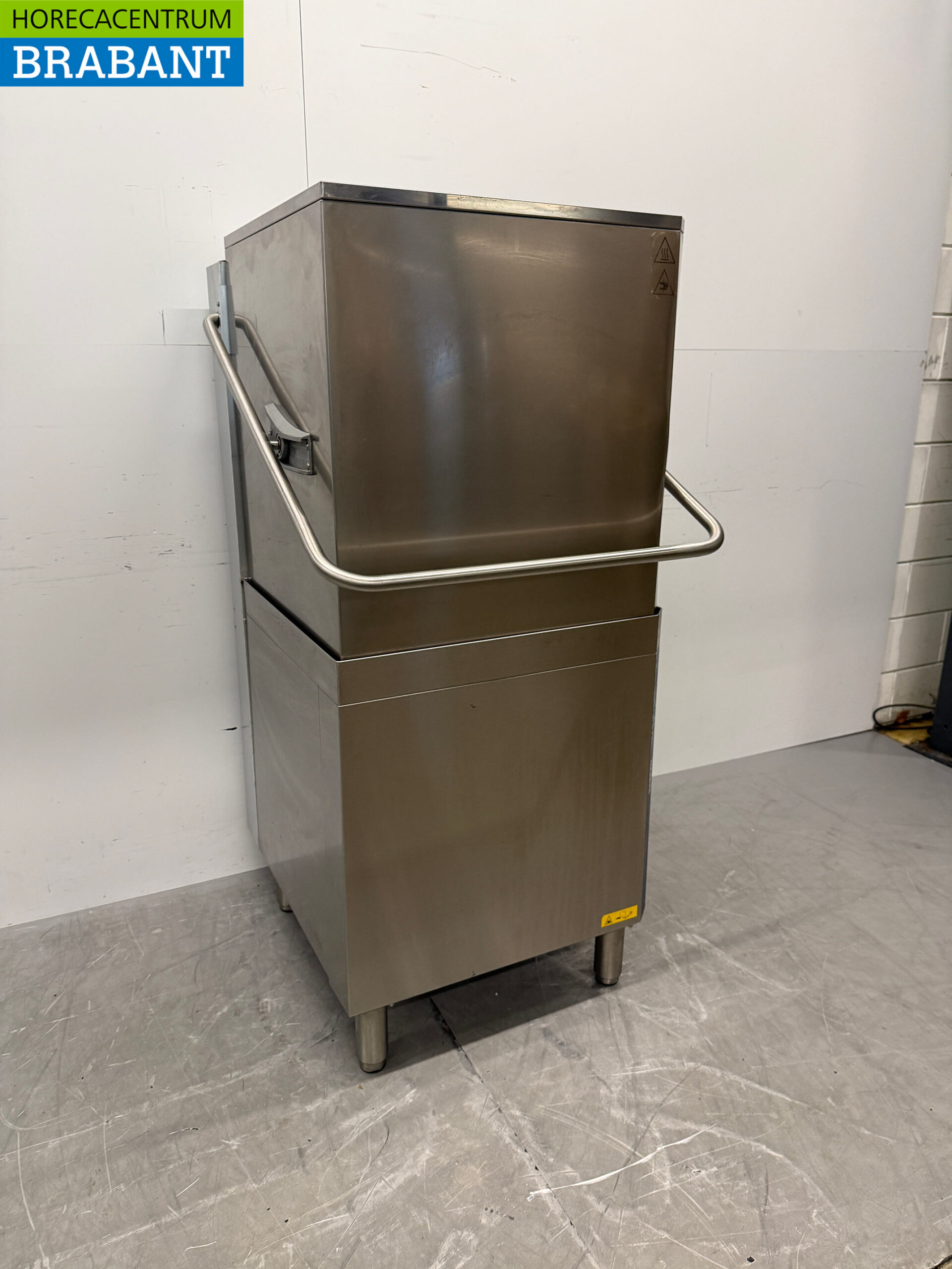 Stainless steel Zanussi HHT8 Sliding dishwasher 400V Catering - Image 3