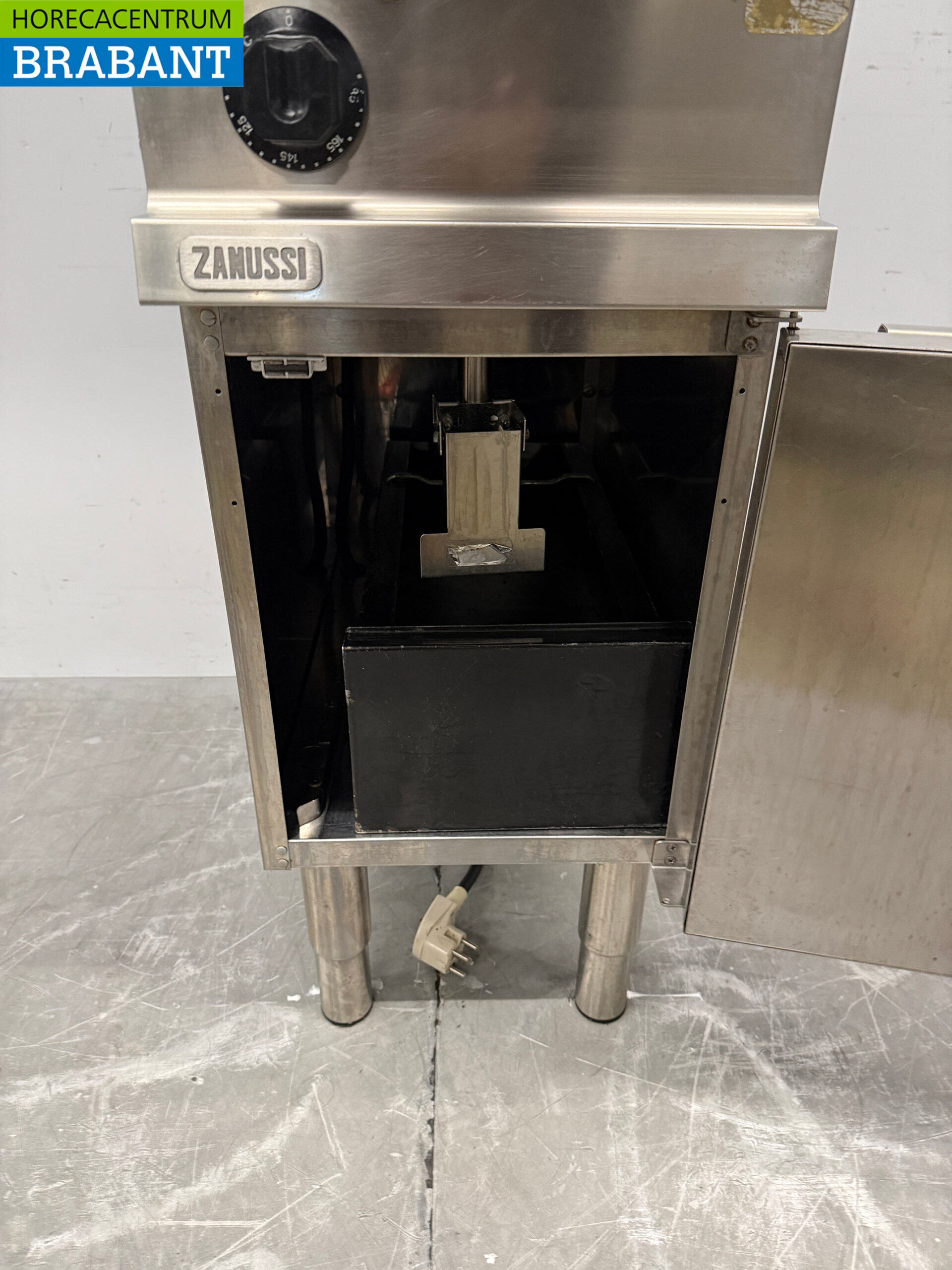 Stainless steel Zanussi Fryer 14 liters 400V Horeca - Image 5