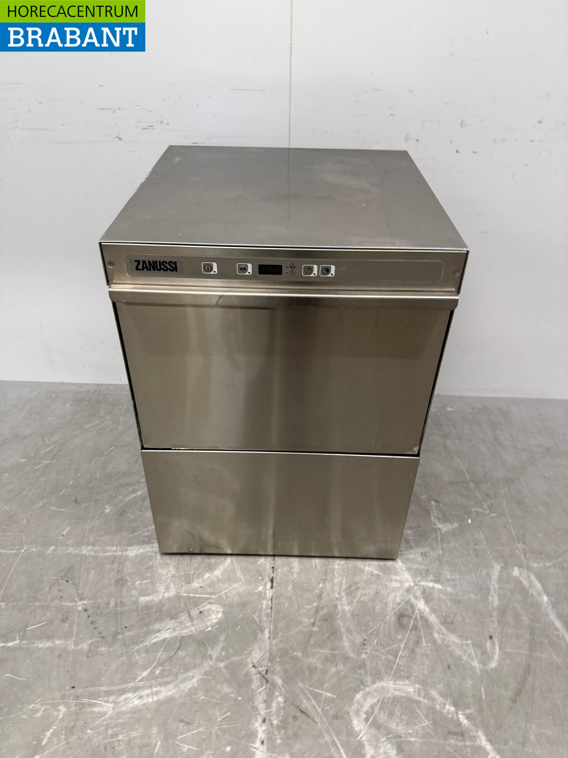 Stainless steel Zanussi NUC1 Dishwasher 230V Catering