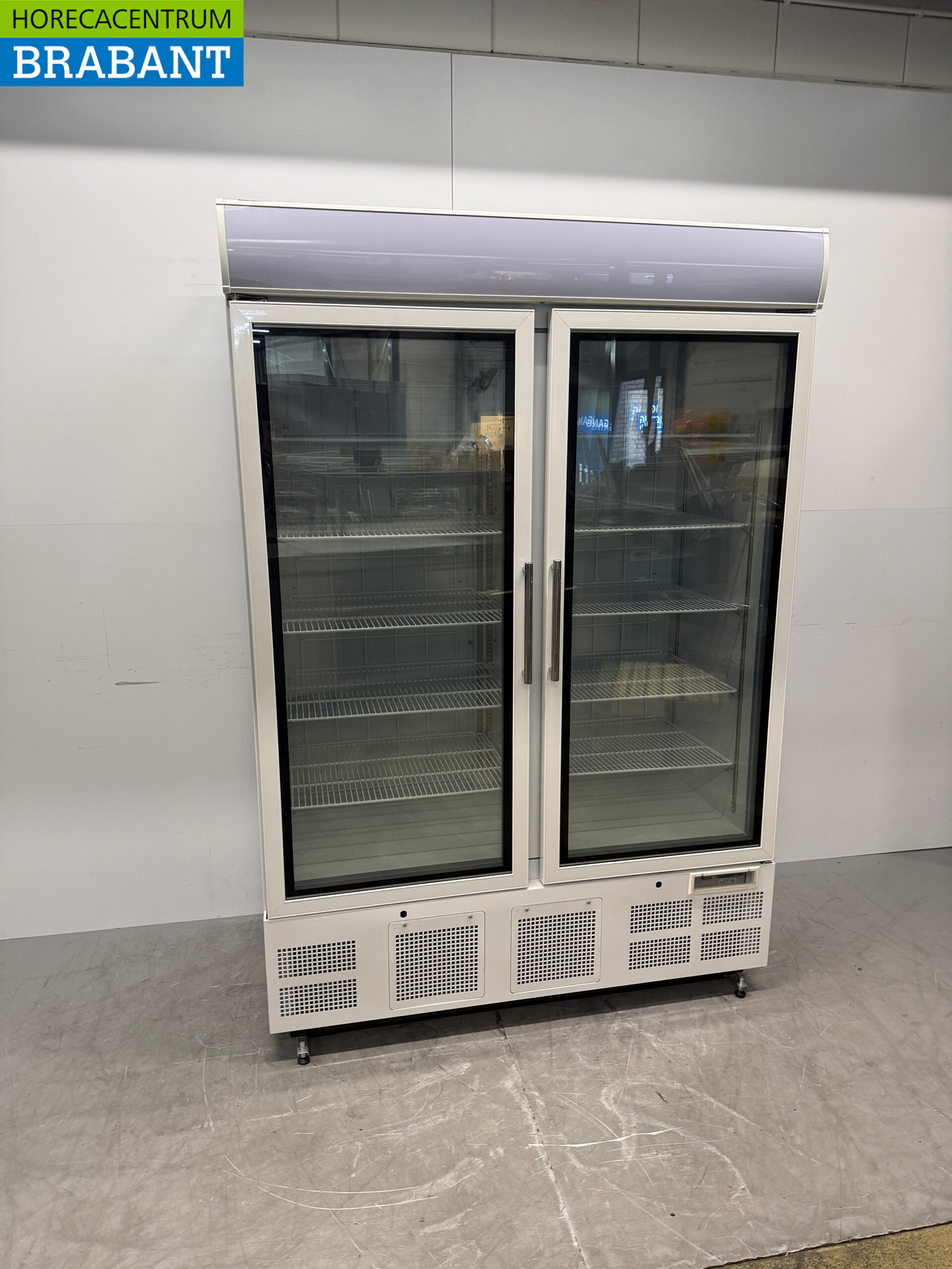 Polar Glass door freezer cabinet Freezer cabinet with glass doors 920 liters 230V Horeca
