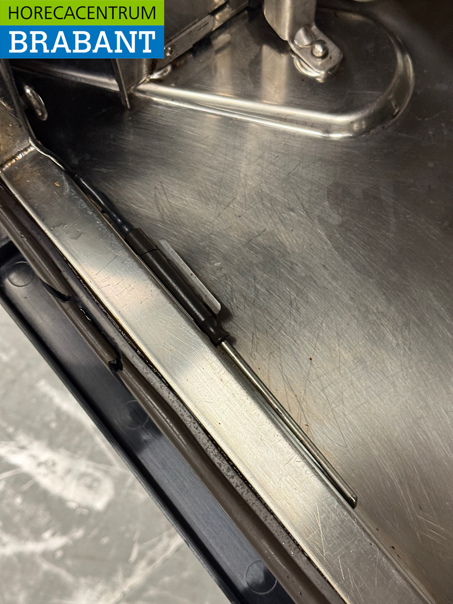 Stainless steel MKN Combisteamer with stand 10 x 1/1 GN 400V Horeca - Image 6