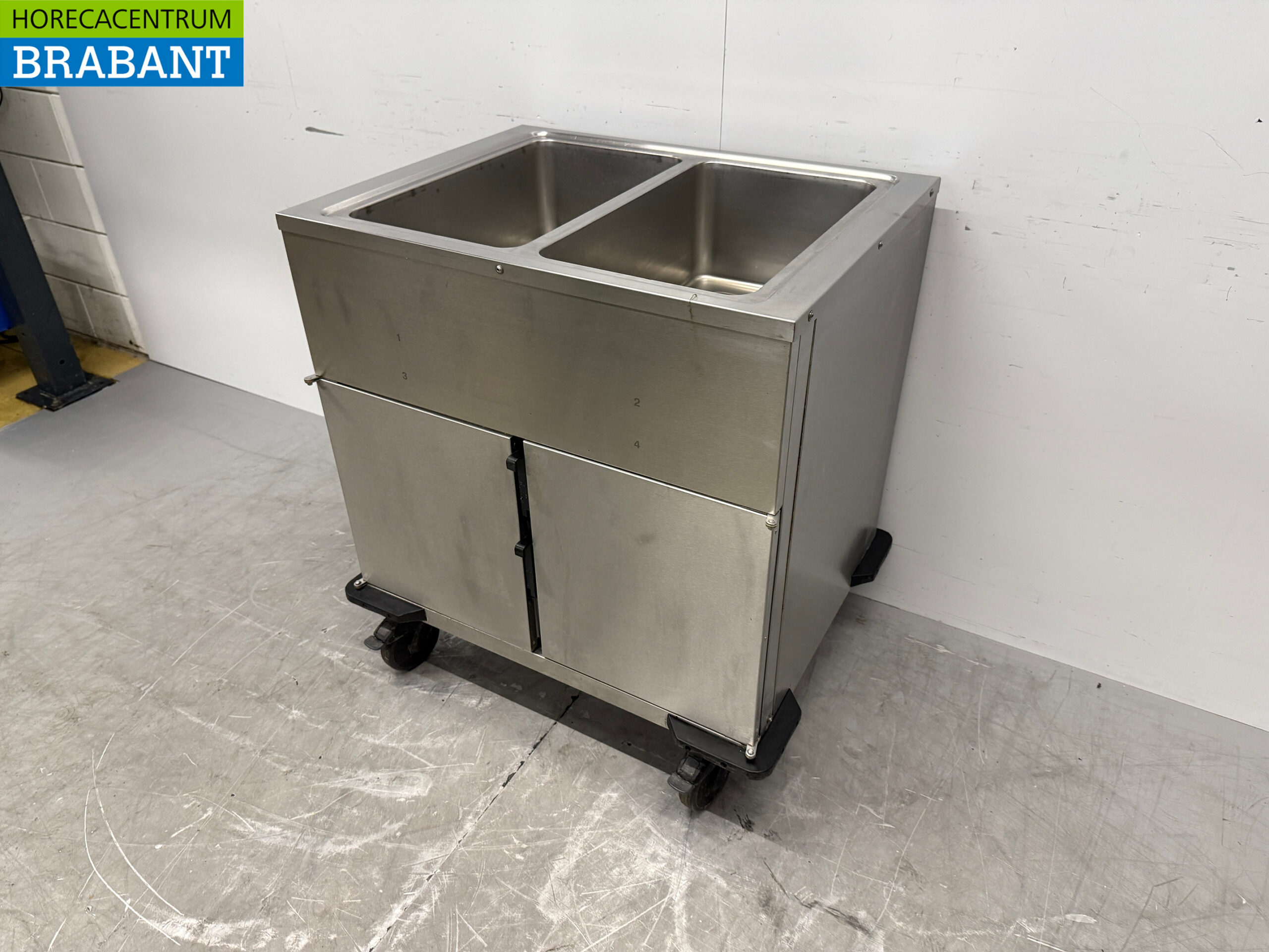 Stainless steel Rieber Mobile Bain-Marie 2 x 1/1 GN with warming cabinet 230V Horeca - Image 2